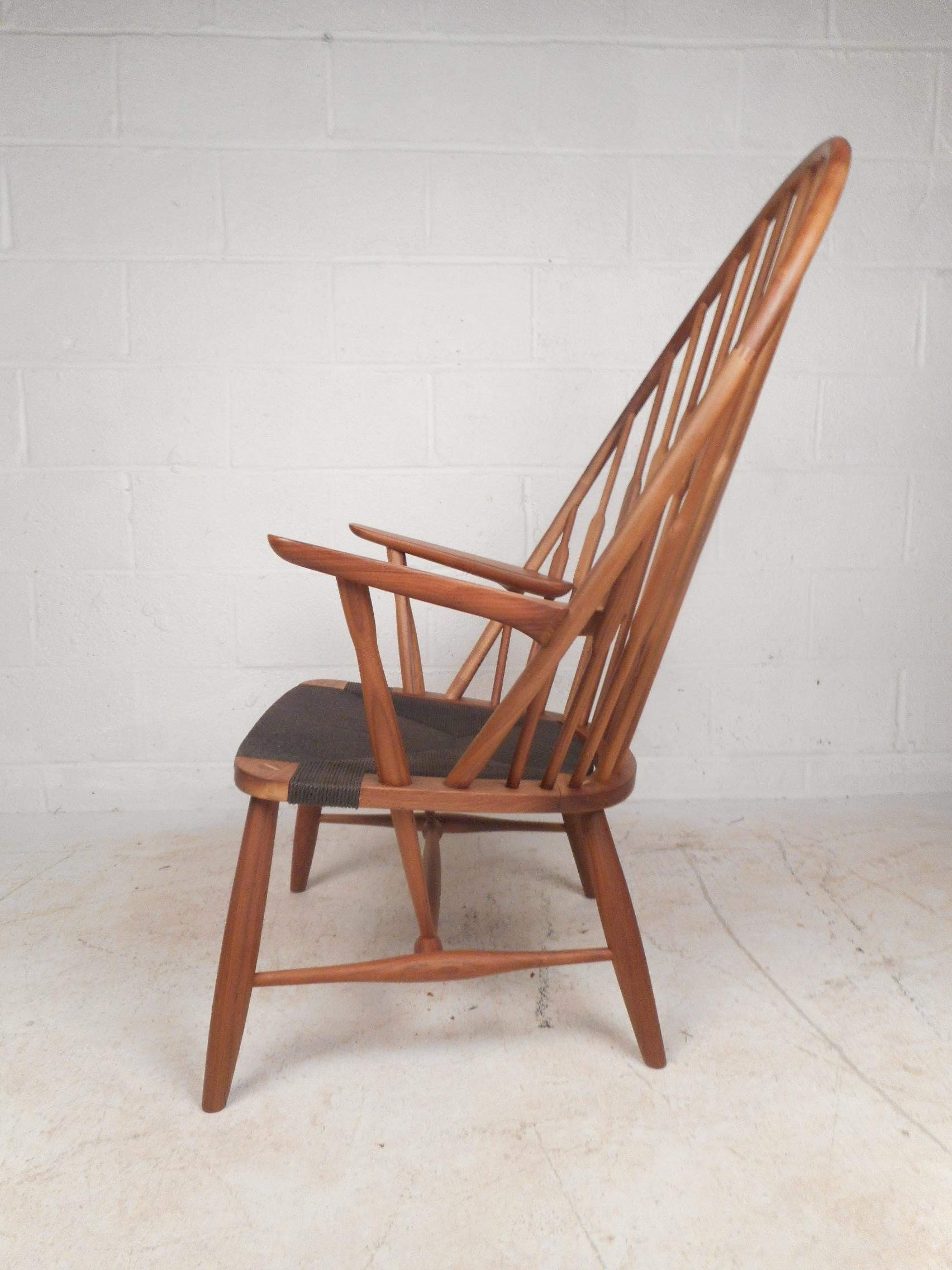 Papercord Midcentury Hans Wegner Style Peacock Chair