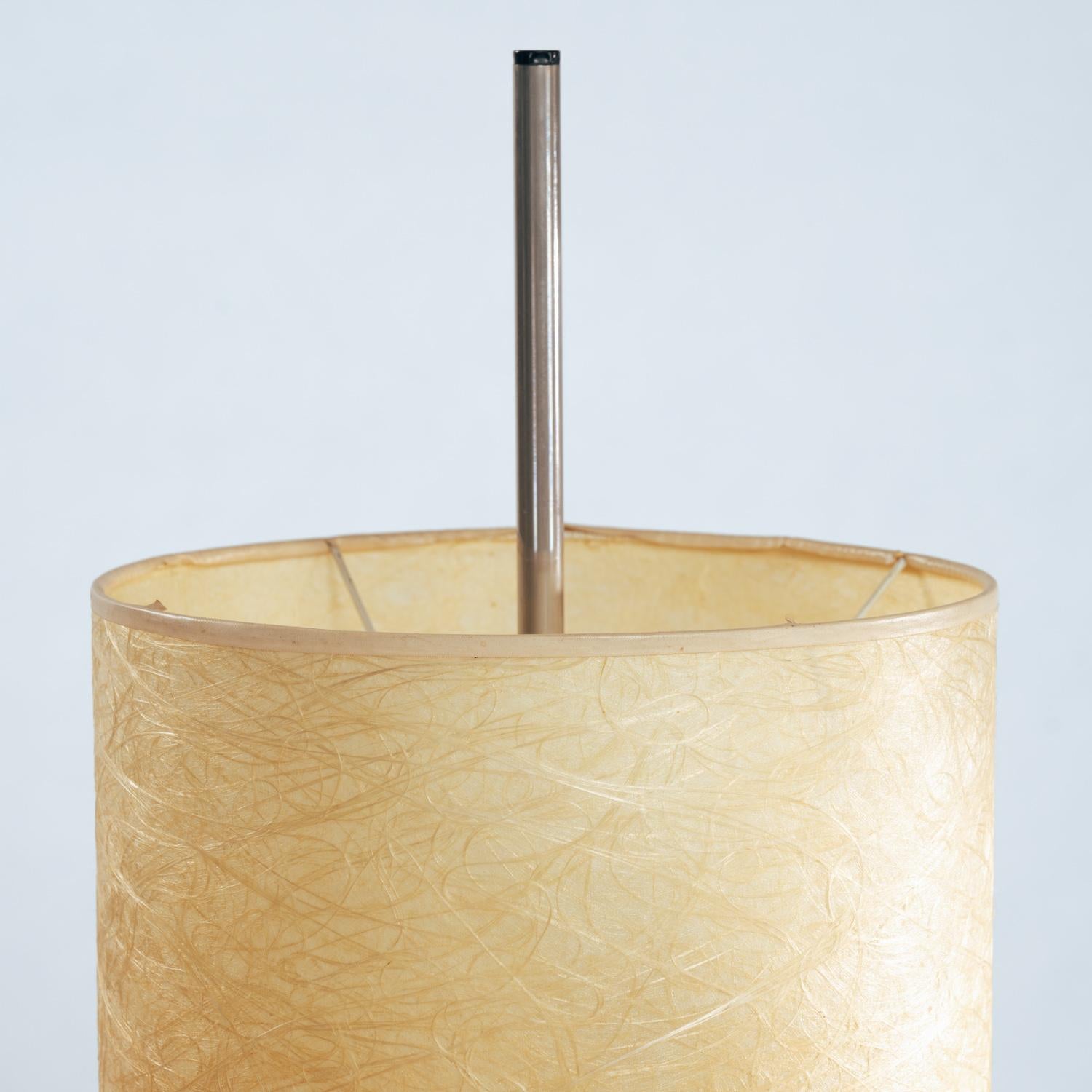Mitte des Jahrhunderts höhenverstellbare Stehleuchte aus Fiberglas, 1960er Jahre im Angebot 2