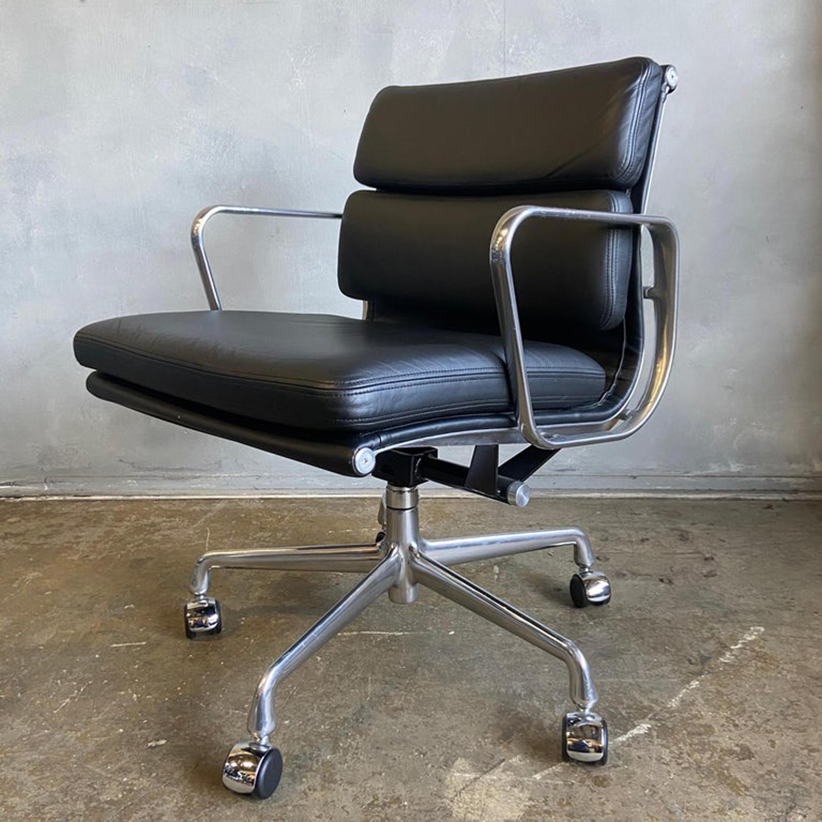 Mid-Century Modern Midcentury Herman Miller Soft Pad Chairs in Black Leather
