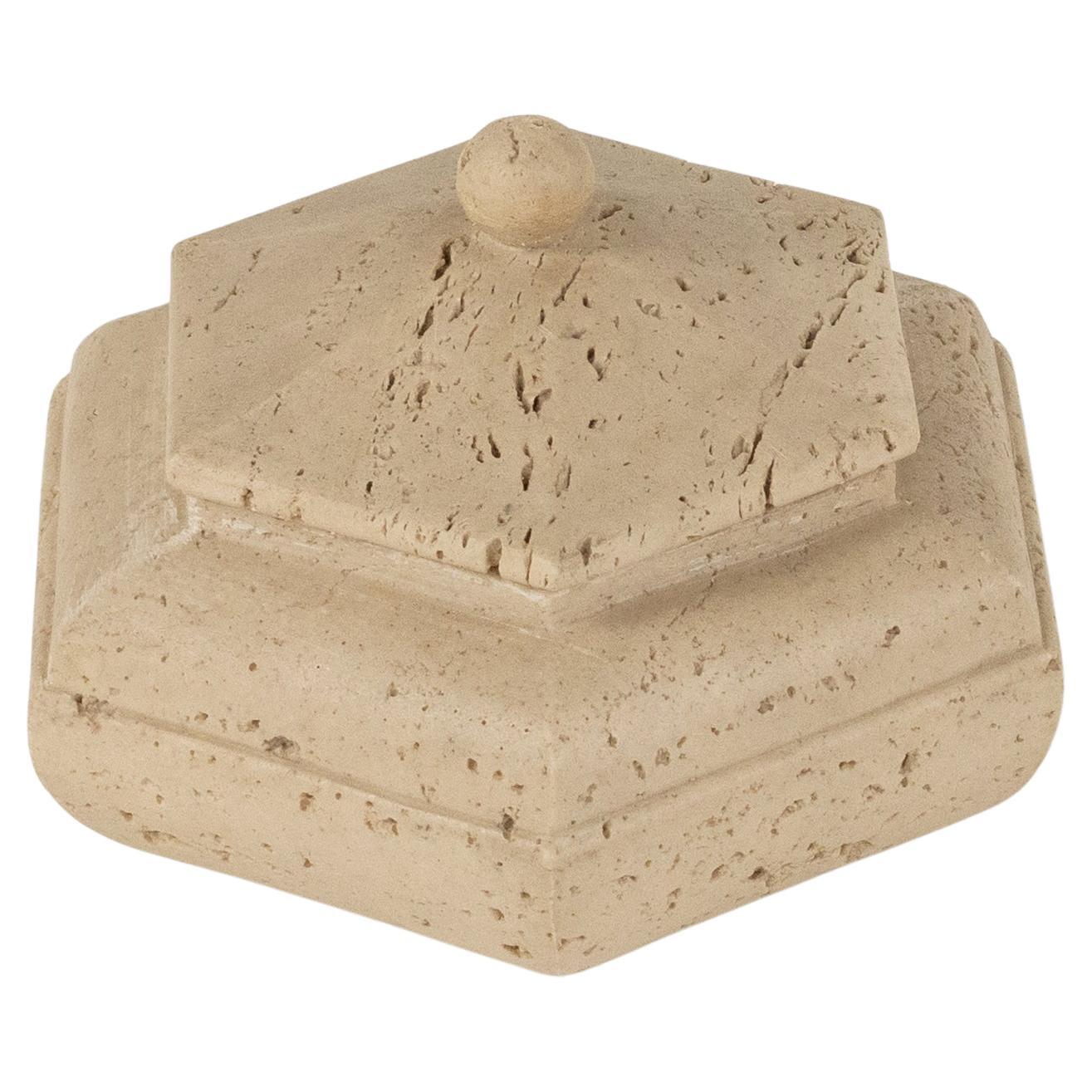 Boîte hexagonale en travertin de style Fratelli Mannelli, Italie, années 1970