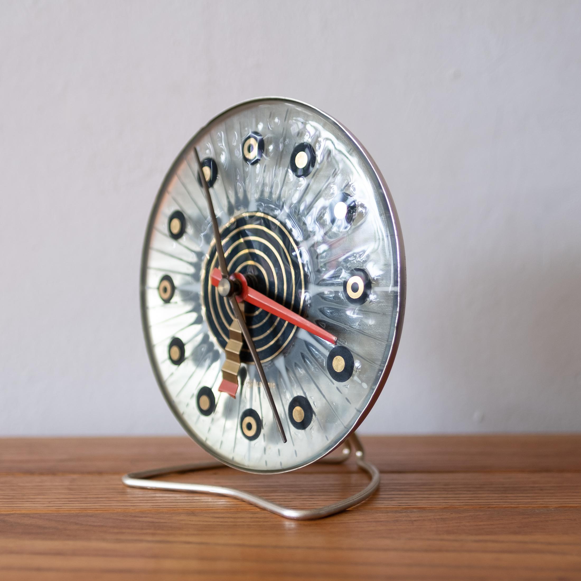 Midcentury Higgins Glass Clock for General Electric 2