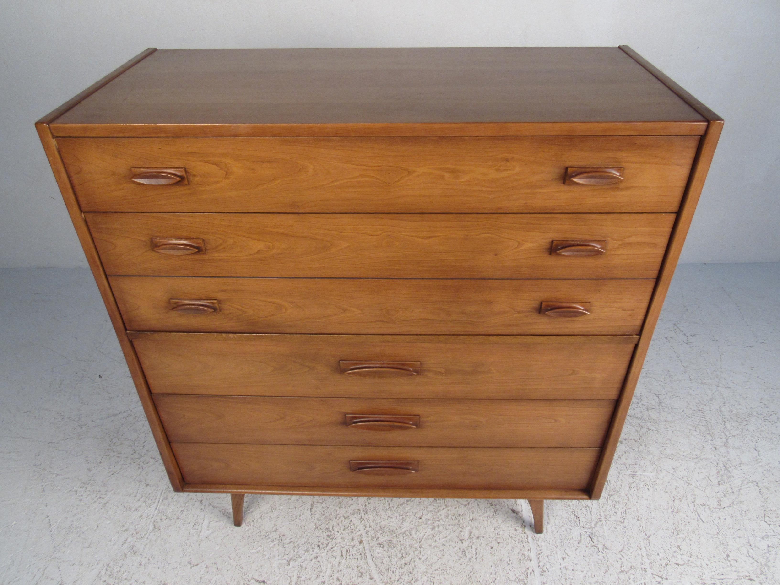 Midcentury Highboy Kommode im Angebot 7