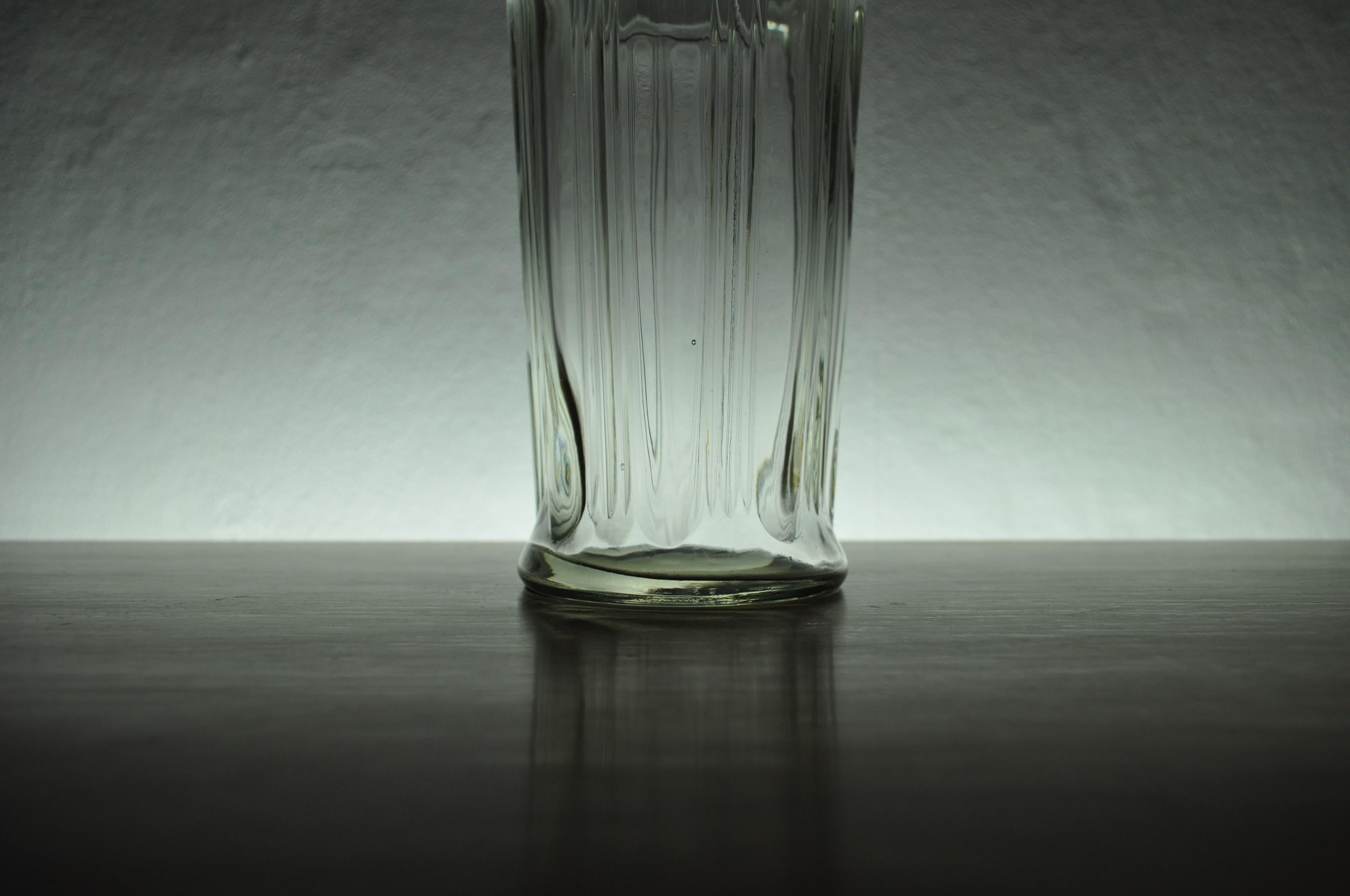 Midcentury Holmegaard Conical Light Gray Vase In Good Condition For Sale In Vordingborg, DK