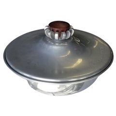 Midcentury Ice Bucket in Buenilum