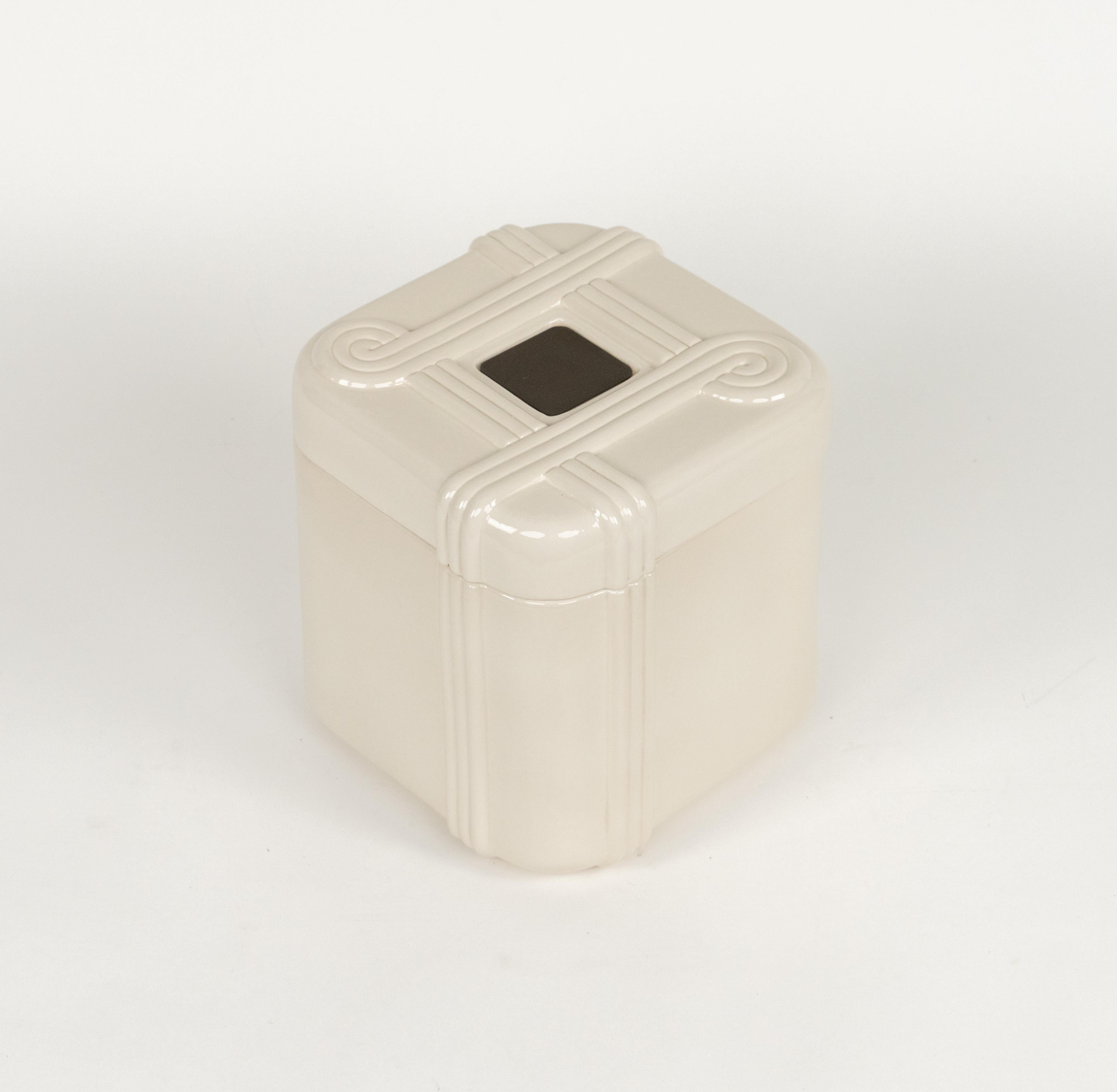 Italian Midcentury Ice Bucket in Ceramic and Brass by Tommaso Barbi, Italy 1970s For Sale
