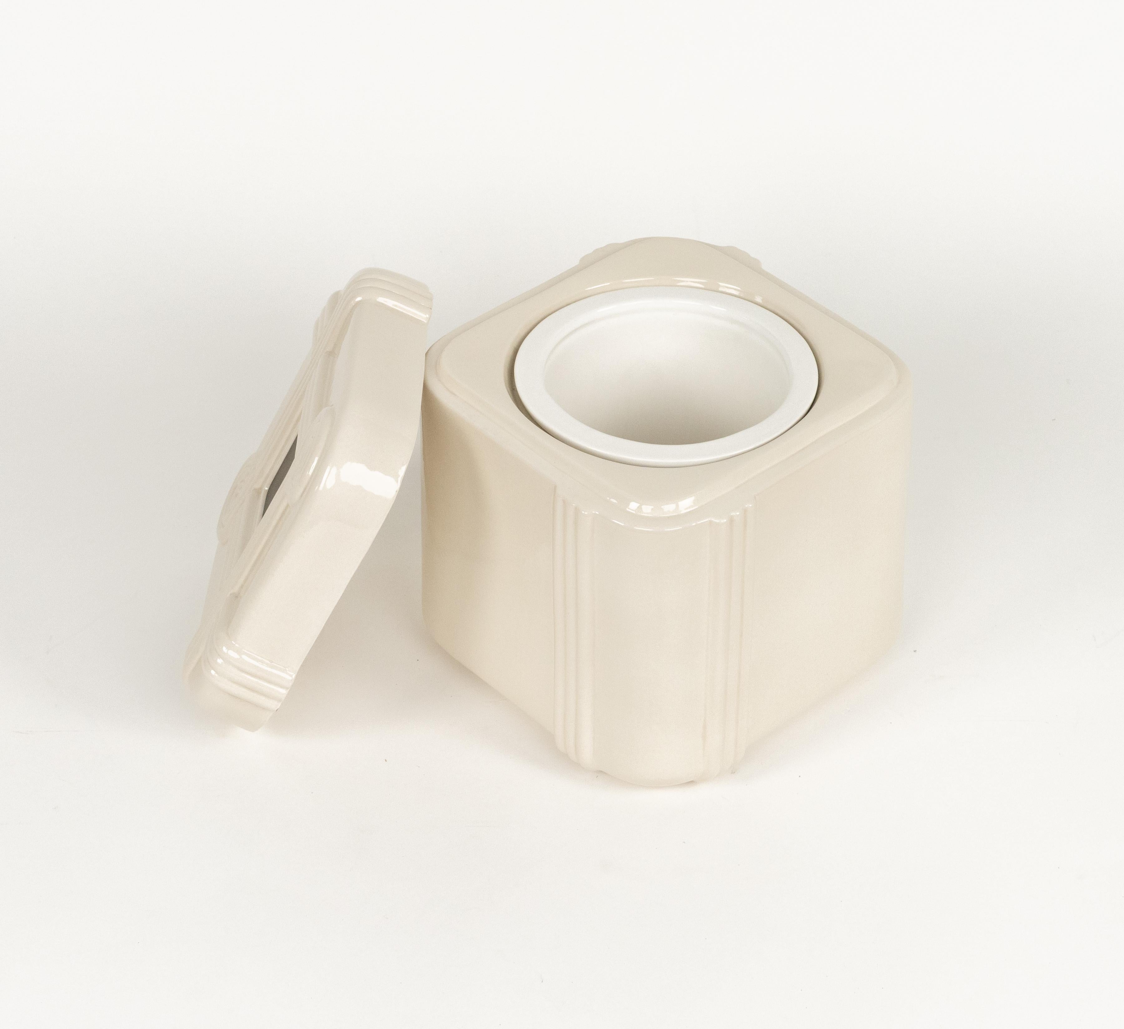 Midcentury Ice Bucket in Ceramic and Brass by Tommaso Barbi, Italy 1970s For Sale 2