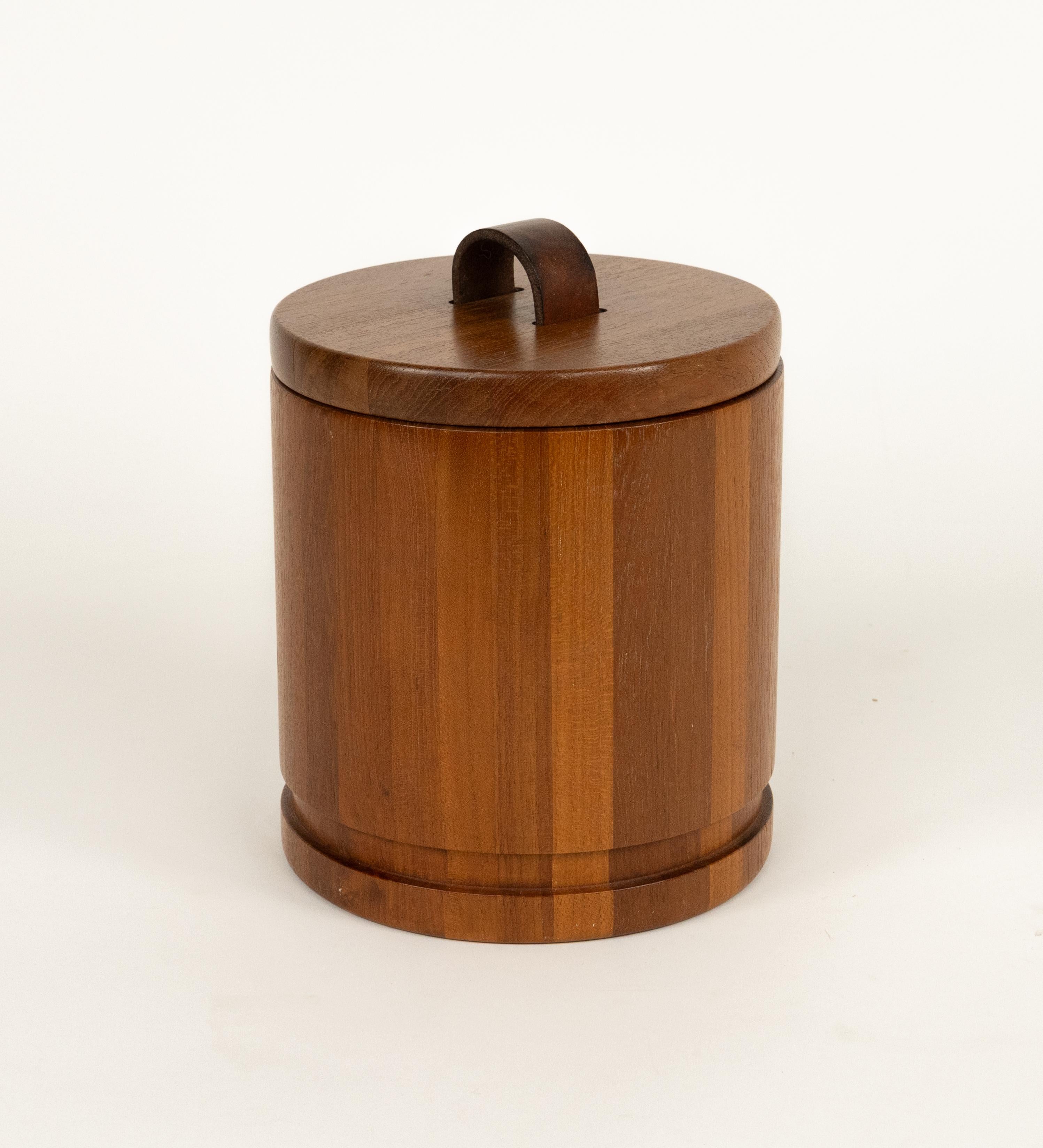 Midcentury Ice Bucket in Wood and Leather by Luthje, Denmark 1960s For Sale 5