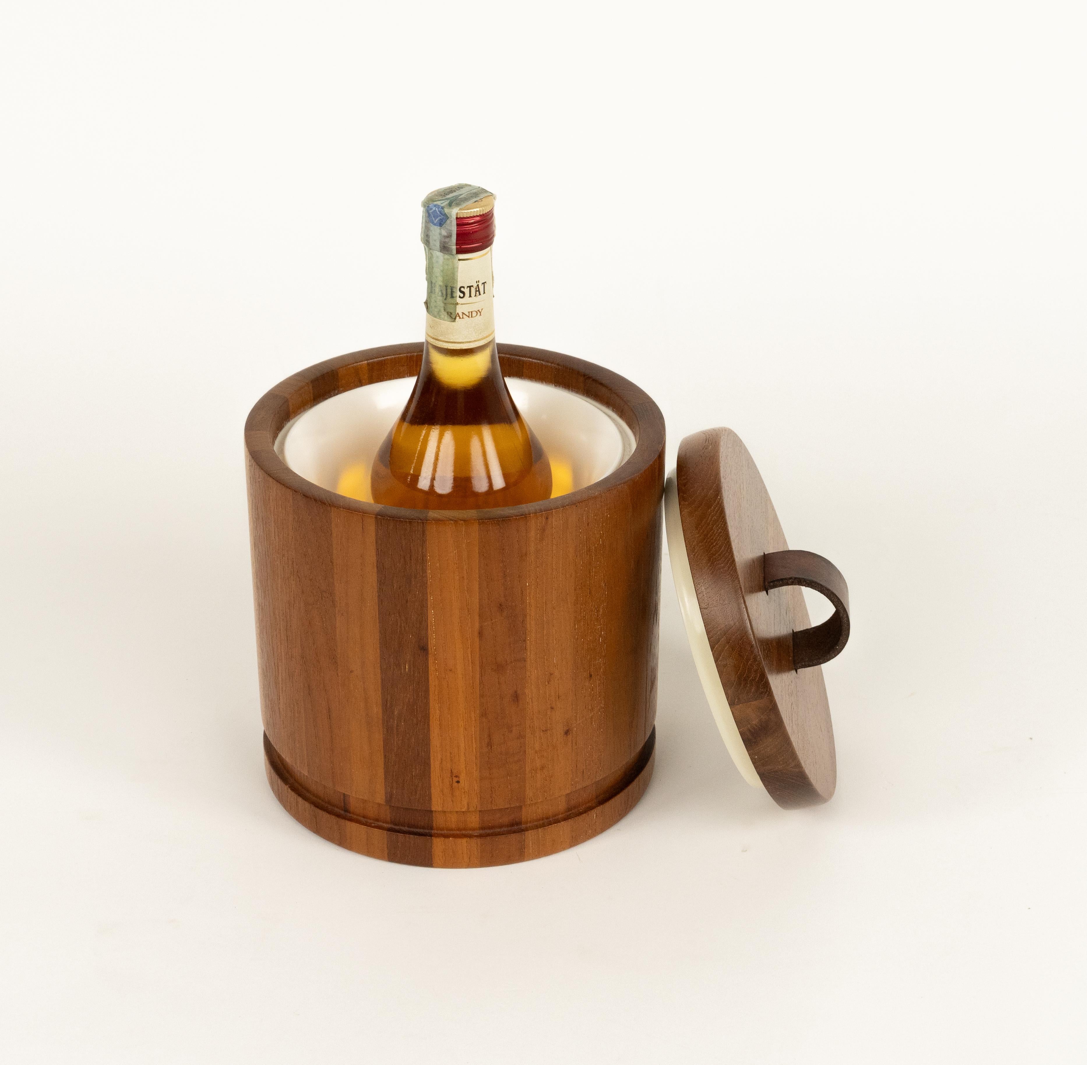 Midcentury Ice Bucket in Wood and Leather by Luthje, Denmark 1960s For Sale 1