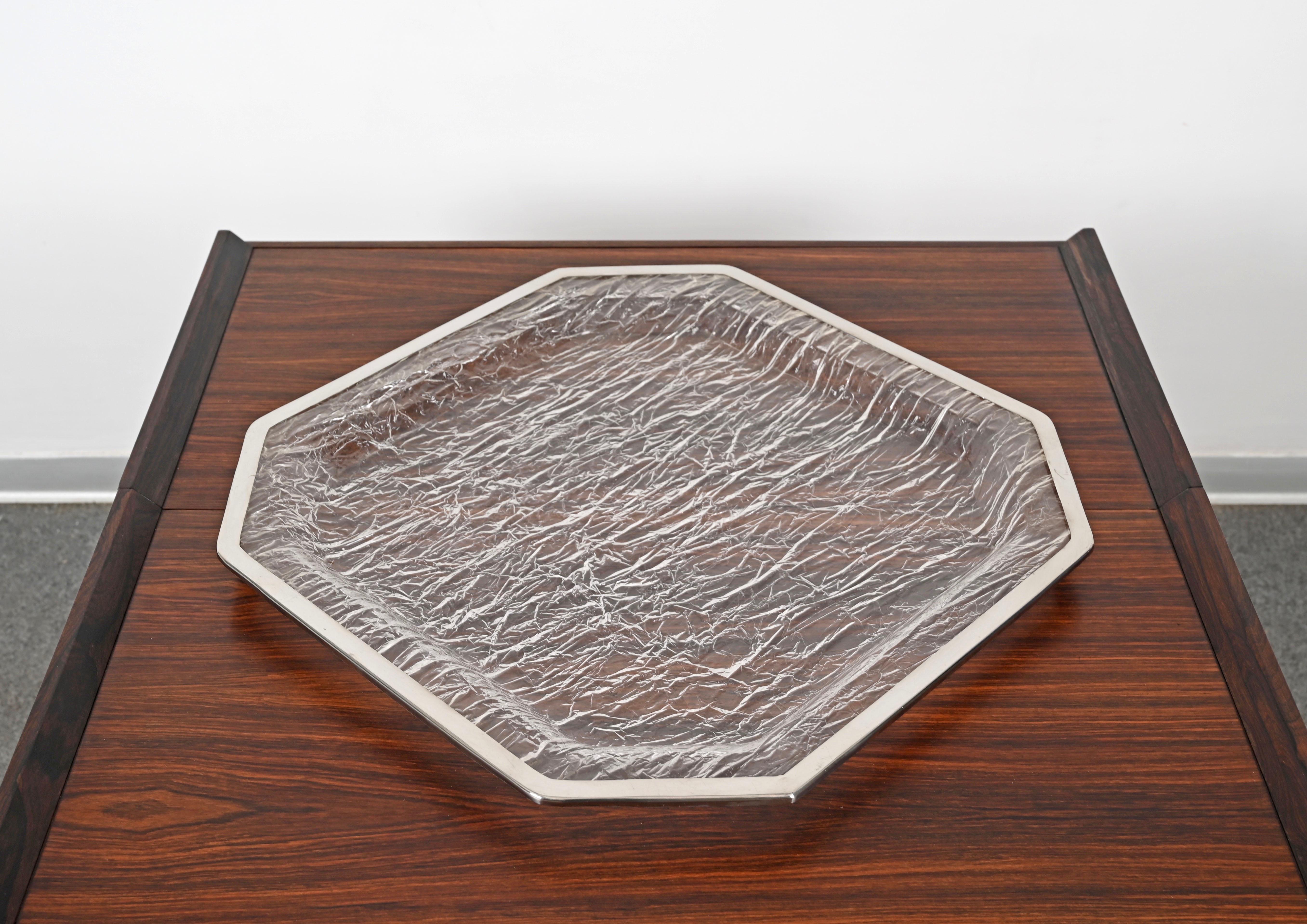 Midcentury Ice Effect Lucite and Chrome Italian Tray, Willy Rizzo Style, 1970s For Sale 4