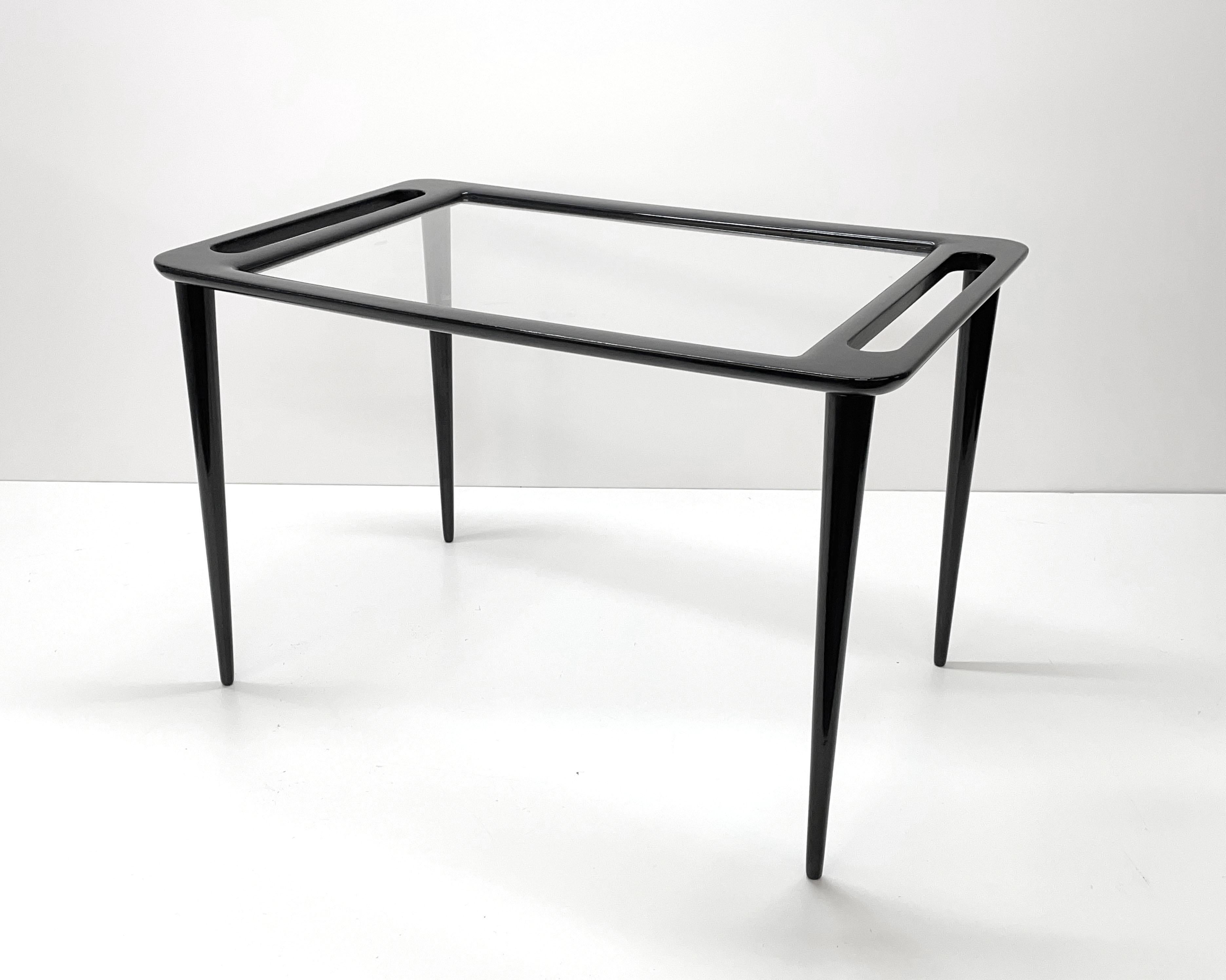 Mesa baja de madera ebonizada Ico Parisi de mediados de siglo con cristal, años 50 mediados del siglo XX en venta