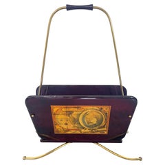 Porte-revues italien de style « mid-century » inspiré de Gio Ponti, avec poignée, années 1950