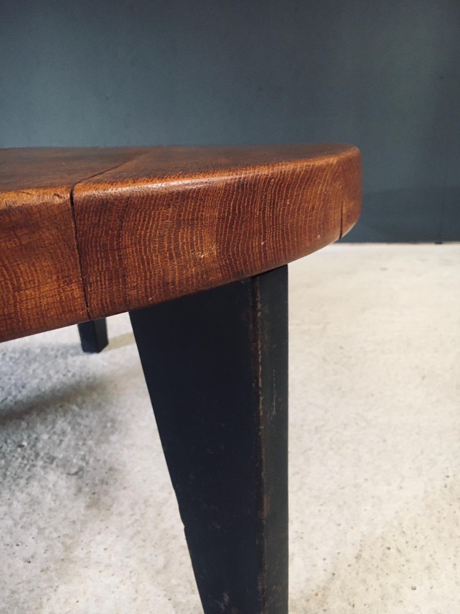 Midcentury Industrial Design Tripod Couchtisch, Frankreich 1950er Jahre im Angebot 5