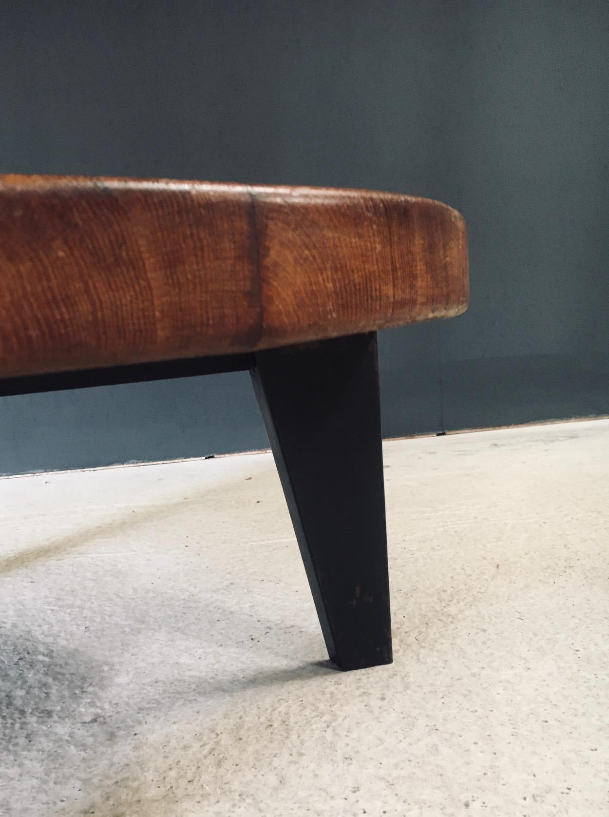 Midcentury Industrial Design Tripod Couchtisch, Frankreich 1950er Jahre im Angebot 12