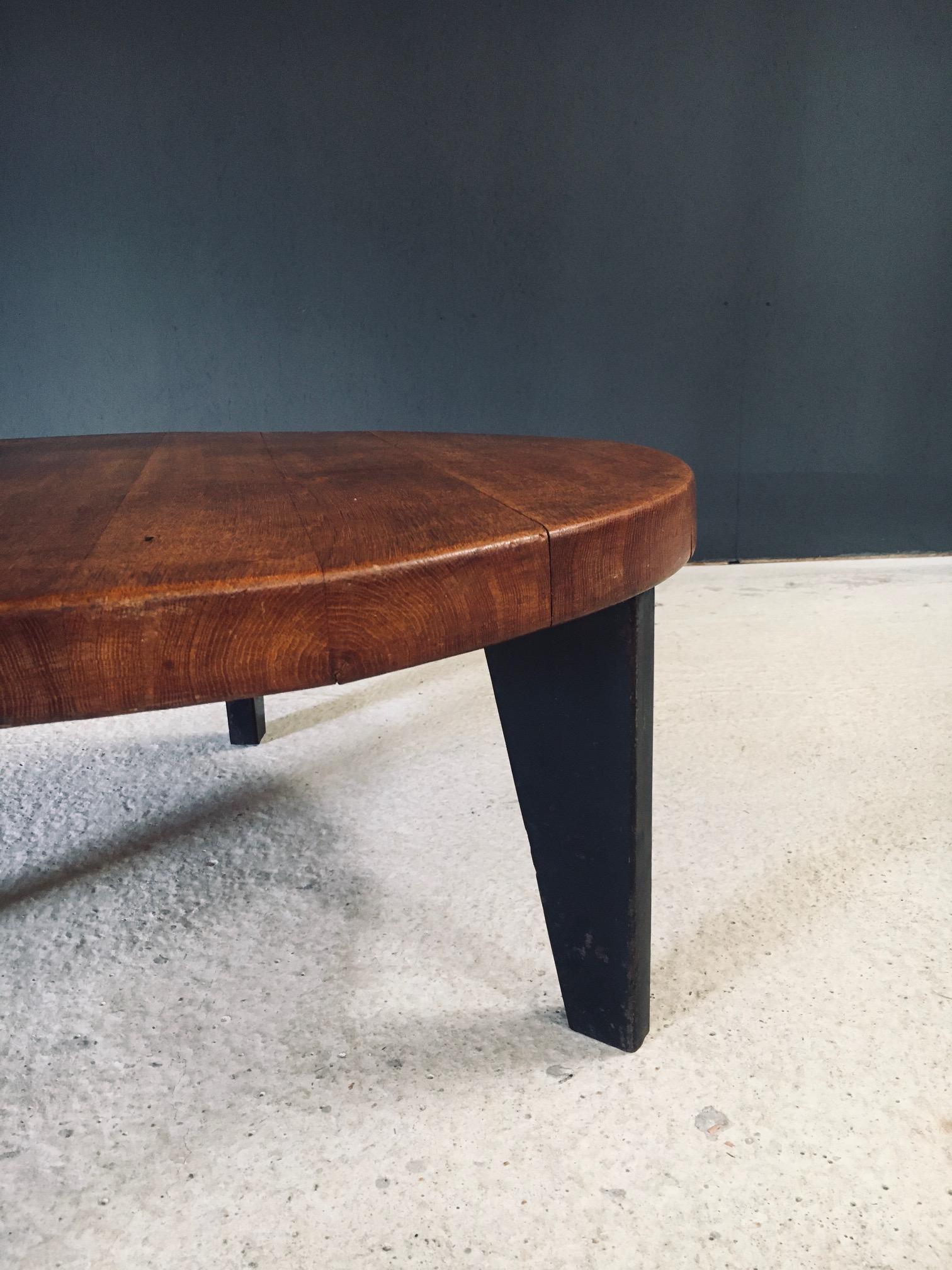 Midcentury Industrial Design Tripod Couchtisch, Frankreich 1950er Jahre im Angebot 2