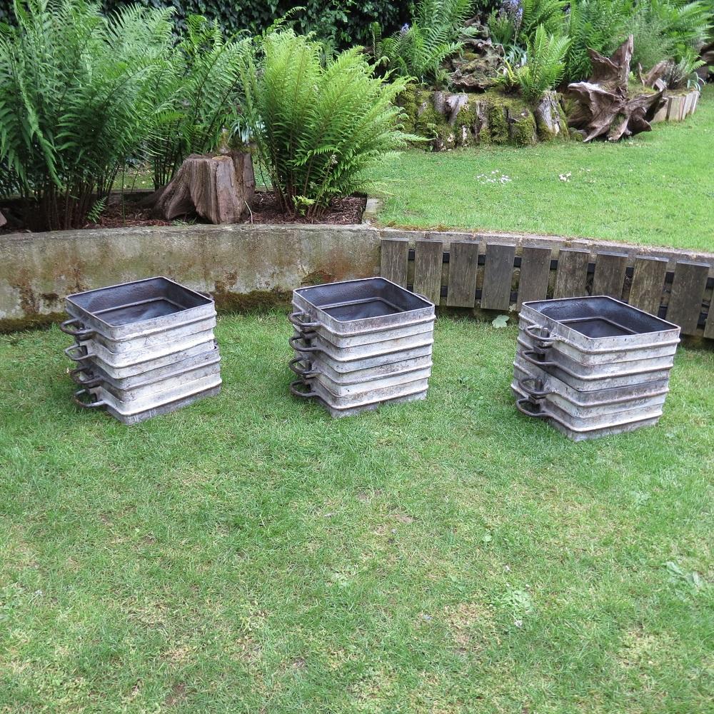 Industrial sand casting flask which would make a very interesting planter or raised bed. Great for an Industrial look in the garden and would add real interest to a garden theme whether industrial or modern. Very good quality, heavy piece made from