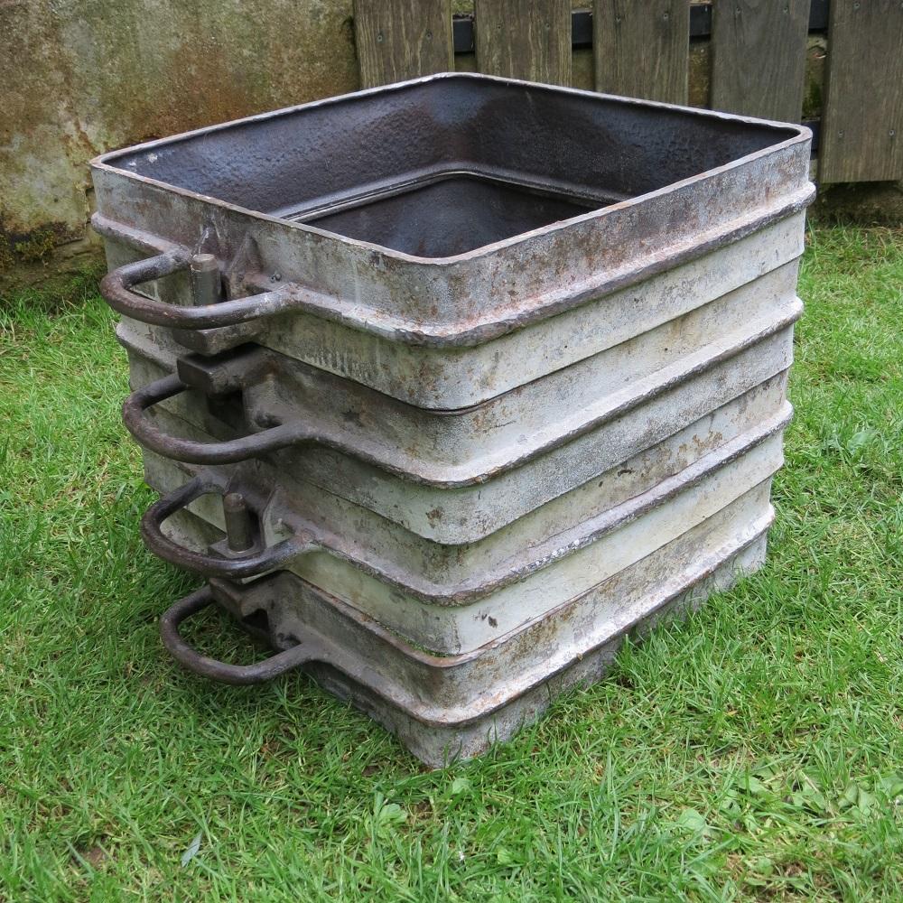 MidCentury Industrial Metal Sand Casting Flask Large Garden Planters E 3 Availab In Good Condition In Stow on the Wold, GB