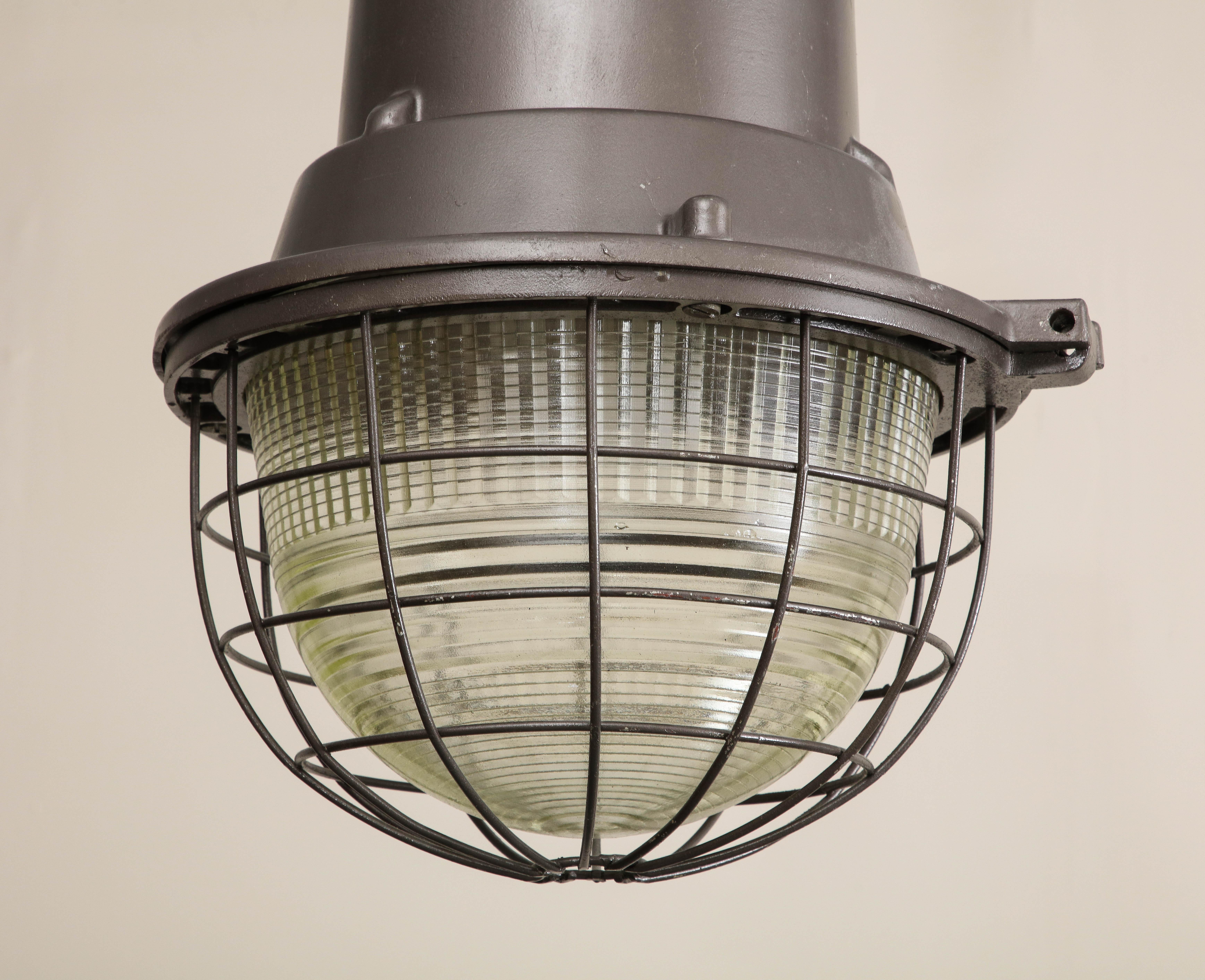 Industrial Pendant Light with Original Glass, c. 1940 For Sale 4