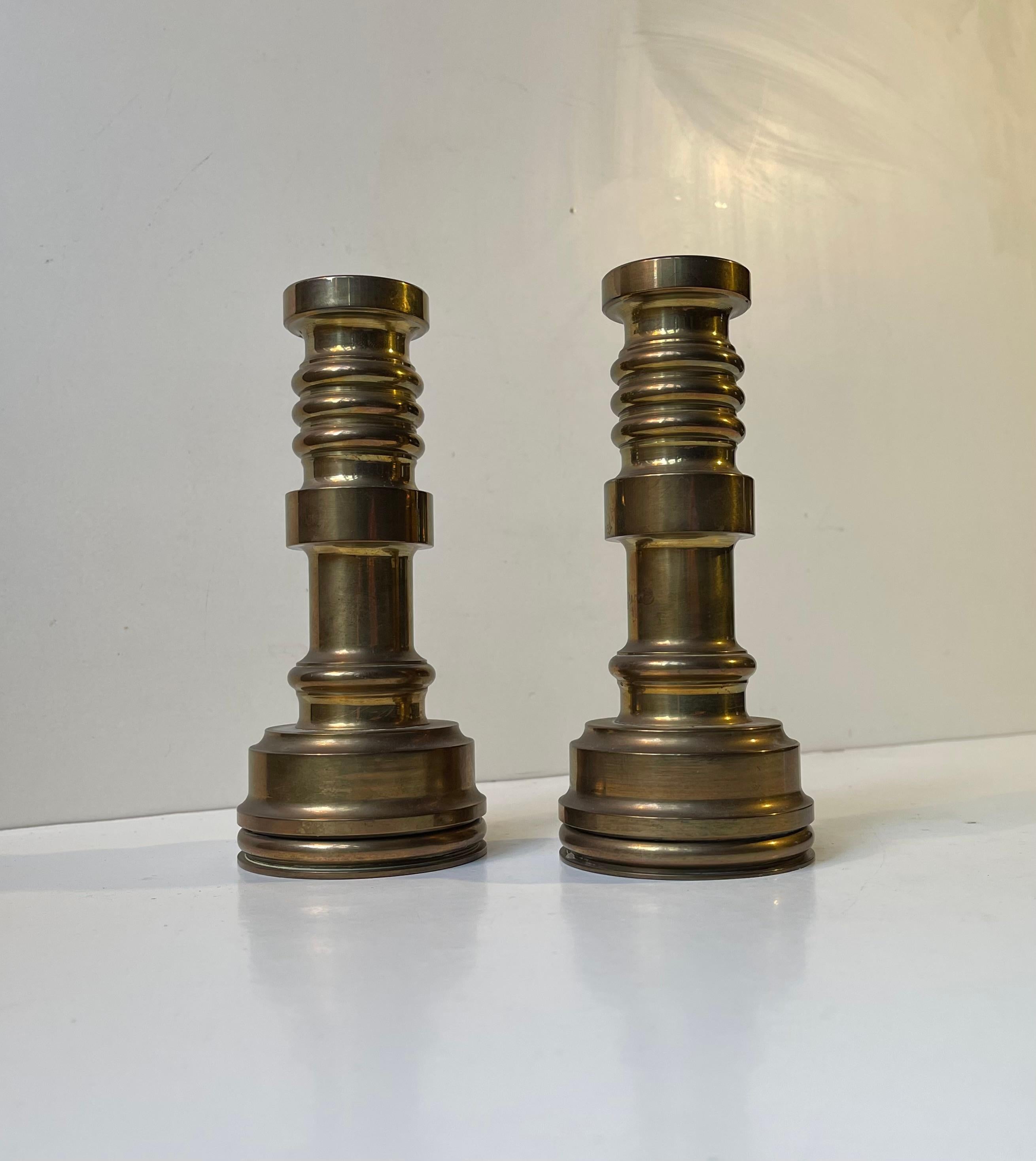 Scandinavo Candelieri in stile industriale del Medioevo in bronzo in vendita