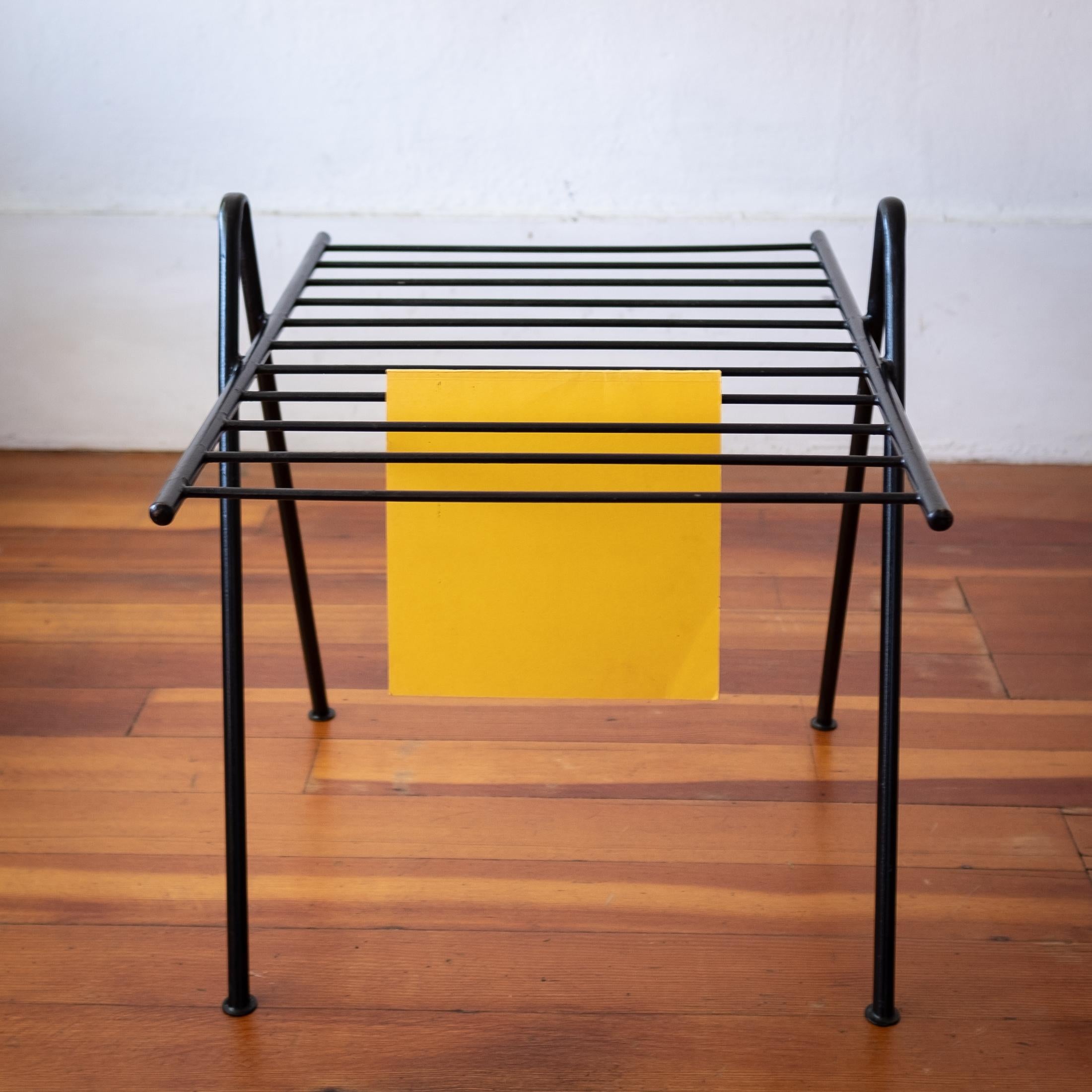 Midcentury Iron a Frame Table or Magazine Rack In Good Condition For Sale In San Diego, CA