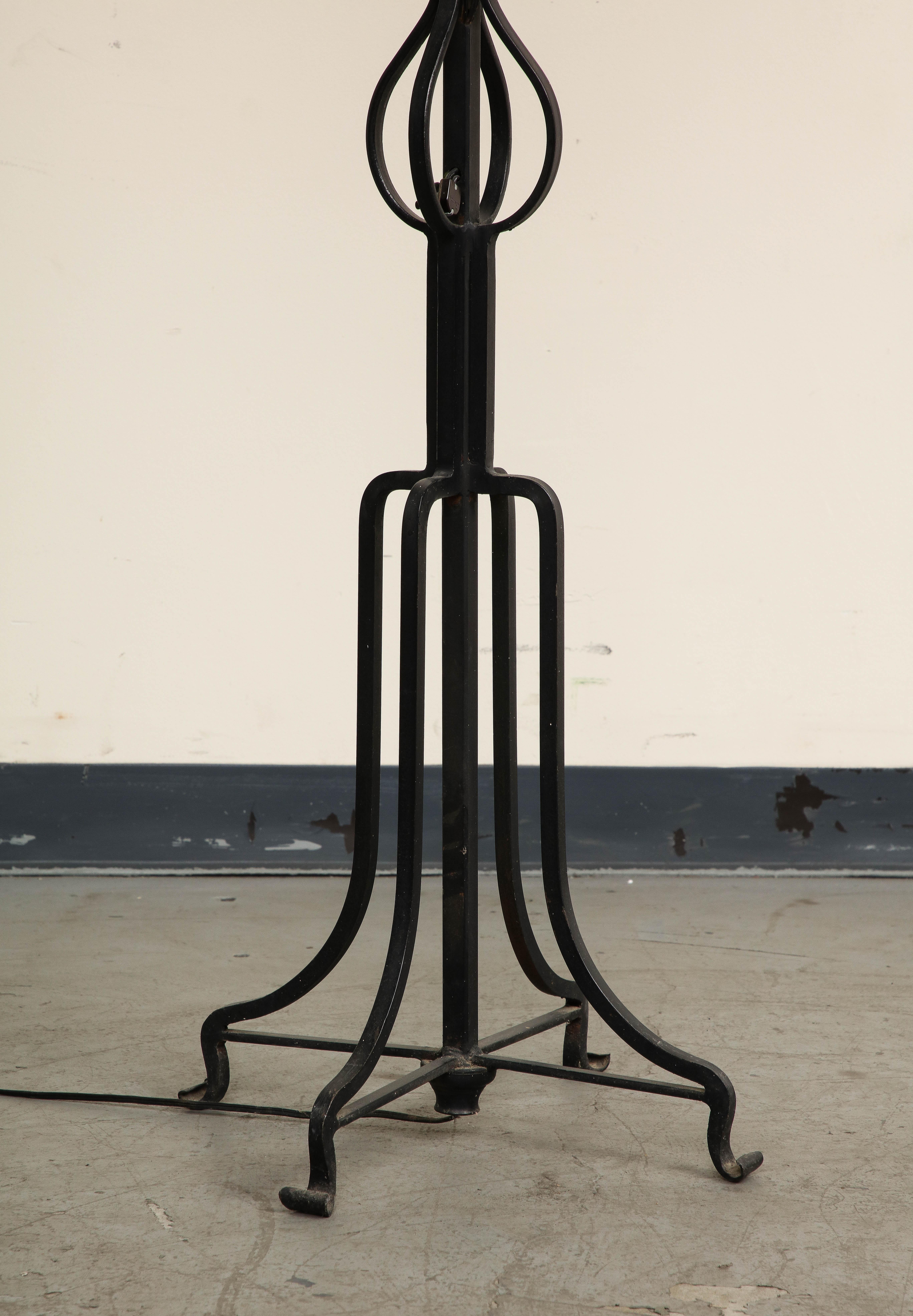 Midcentury Iron Candlestick Floor Lamp, attributed to Tommi Parzinger For Sale 3