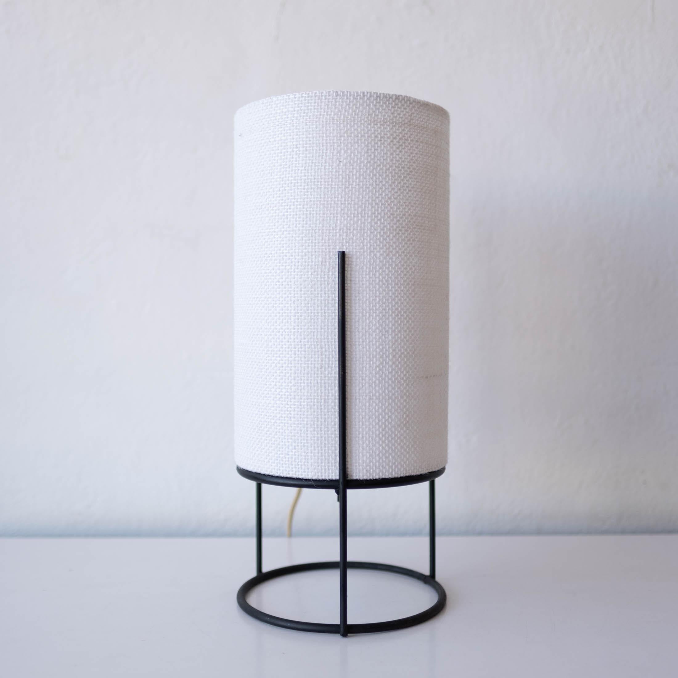 Iron cylinder lamp with a Mid-Century Japanese look. New custom made burlap shade. USA, 1950s