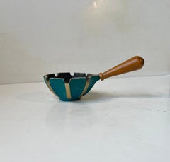 Midcentury Israeli Ashtray in Cast Iron and Beech, 1960s