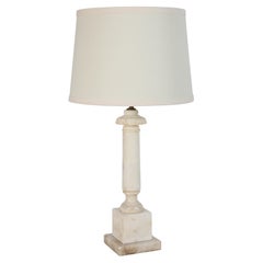 Lampada da tavolo in alabastro italiana del Medioevo
