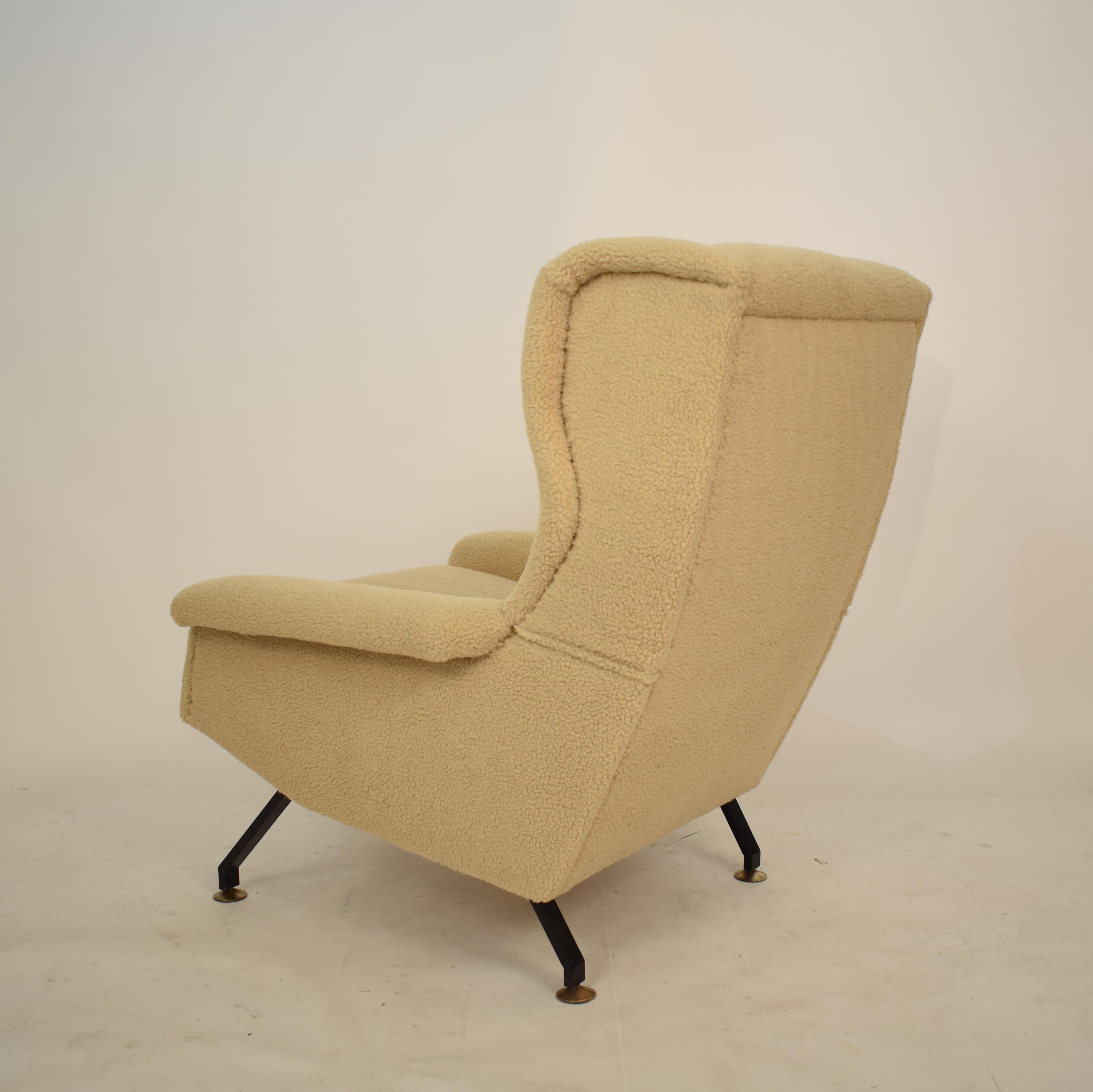 Midcentury Italian Armchair Lounge Chair in Beige Sandy Sheep Wool Fabric, 1950 10