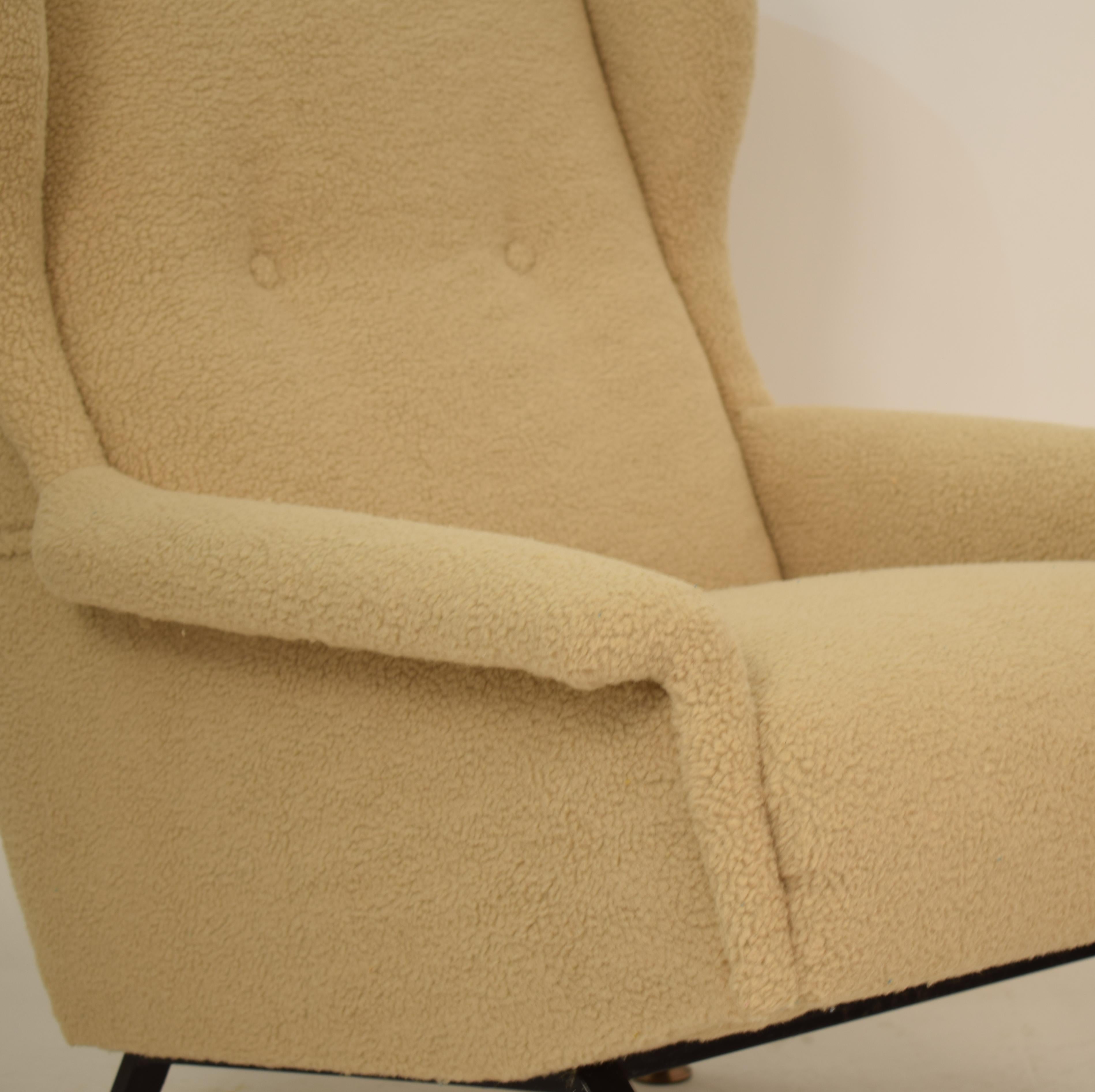 Mid-20th Century Midcentury Italian Armchair Lounge Chair in Beige Sandy Sheep Wool Fabric, 1950