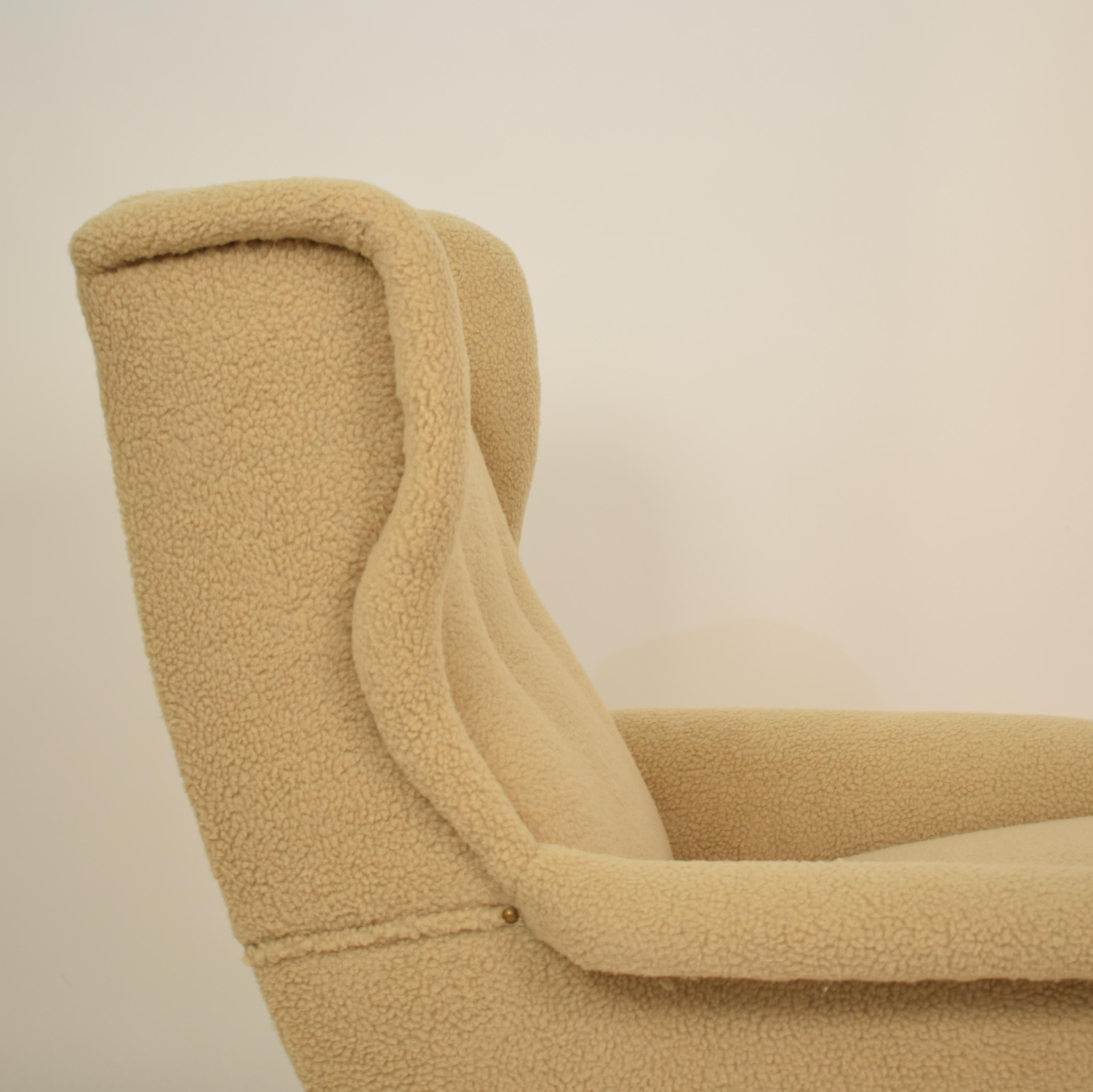 Midcentury Italian Armchair Lounge Chair in Beige Sandy Sheep Wool Fabric, 1950 1