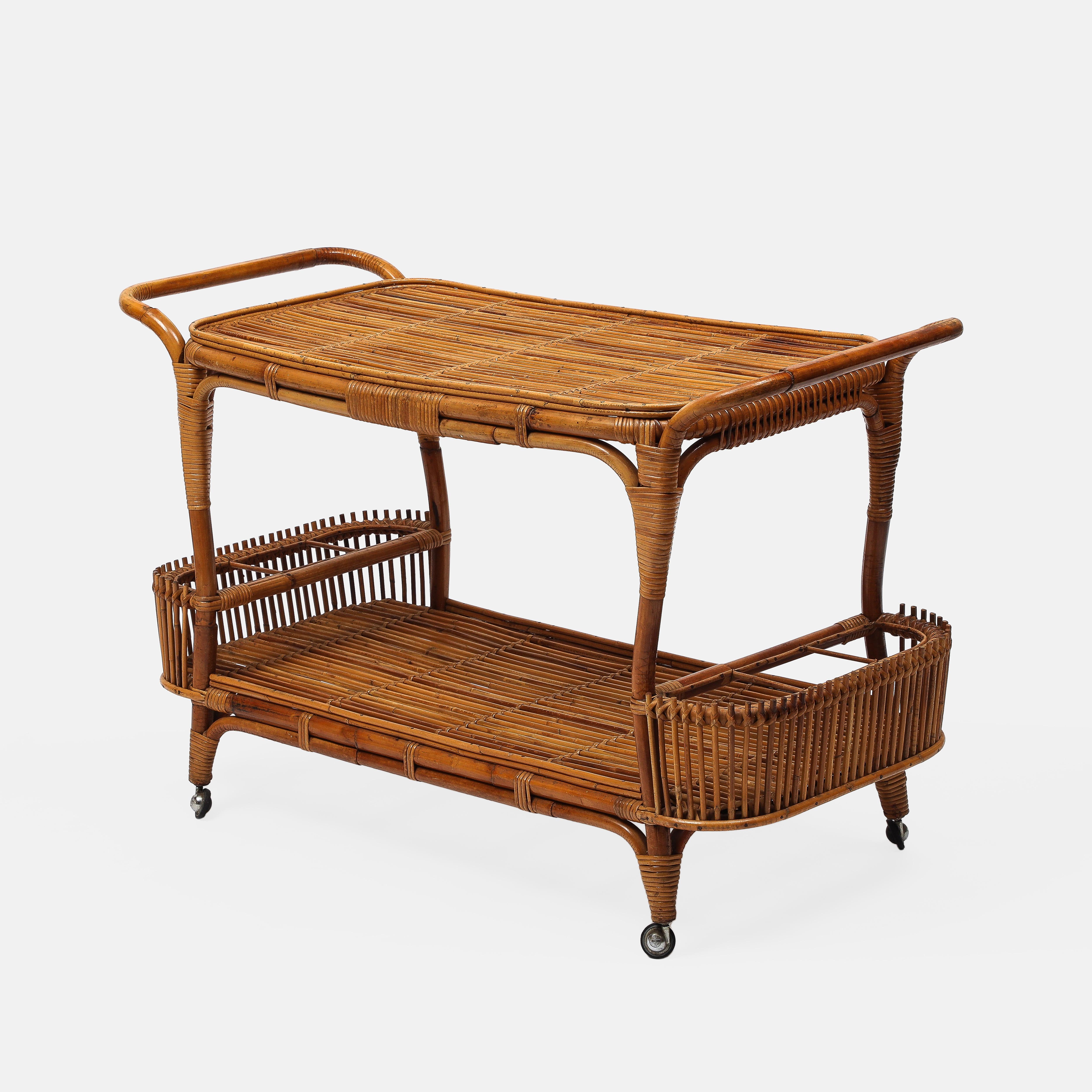 Carrito de bar italiano de bambú y ratán de mediados de siglo, años 60 Moderno de mediados de siglo en venta