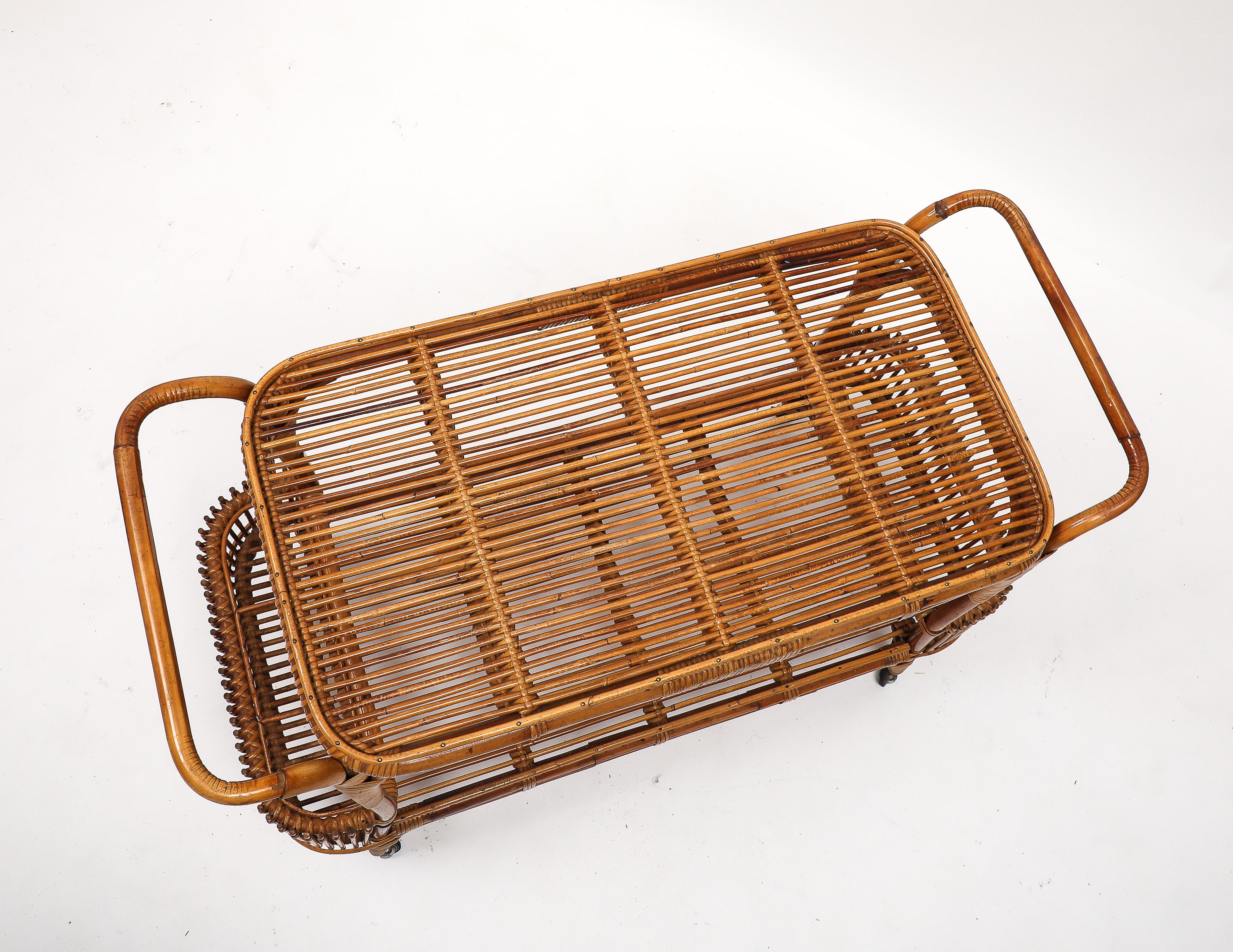 Carrito de bar italiano de bambú y ratán de mediados de siglo, años 60 en venta 1