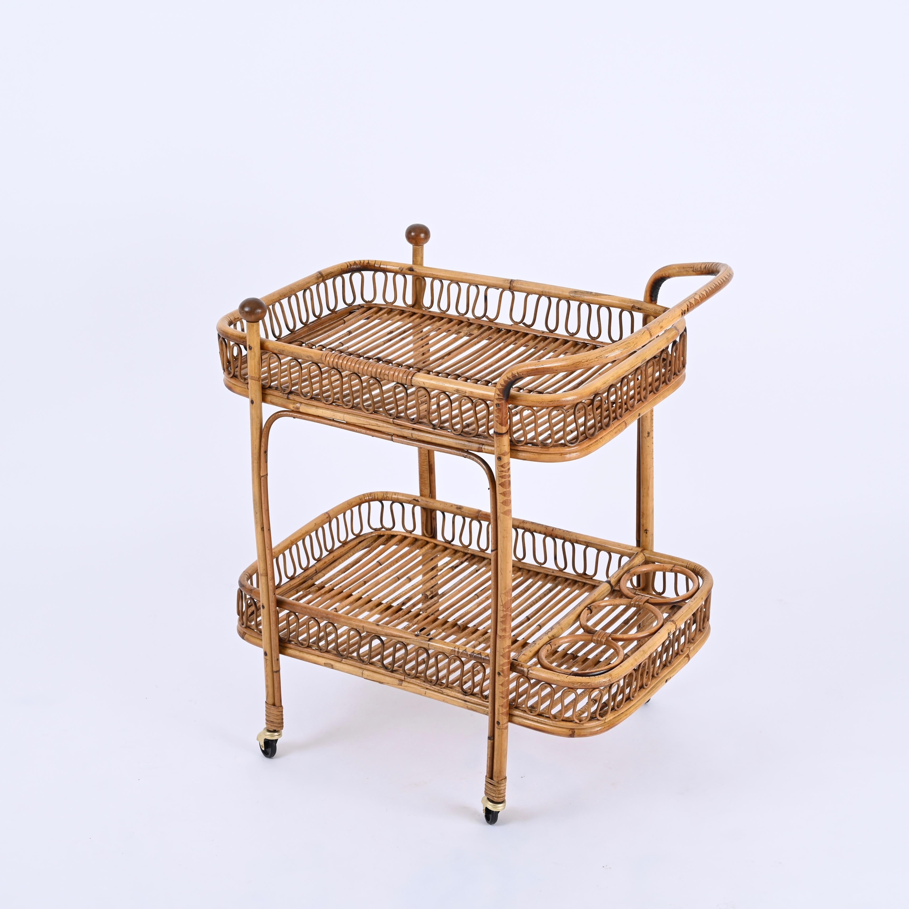 Hand-Crafted Midcentury Italian Bamboo and Rattan Rectangular Serving Bar Cart Trolley, 1960s