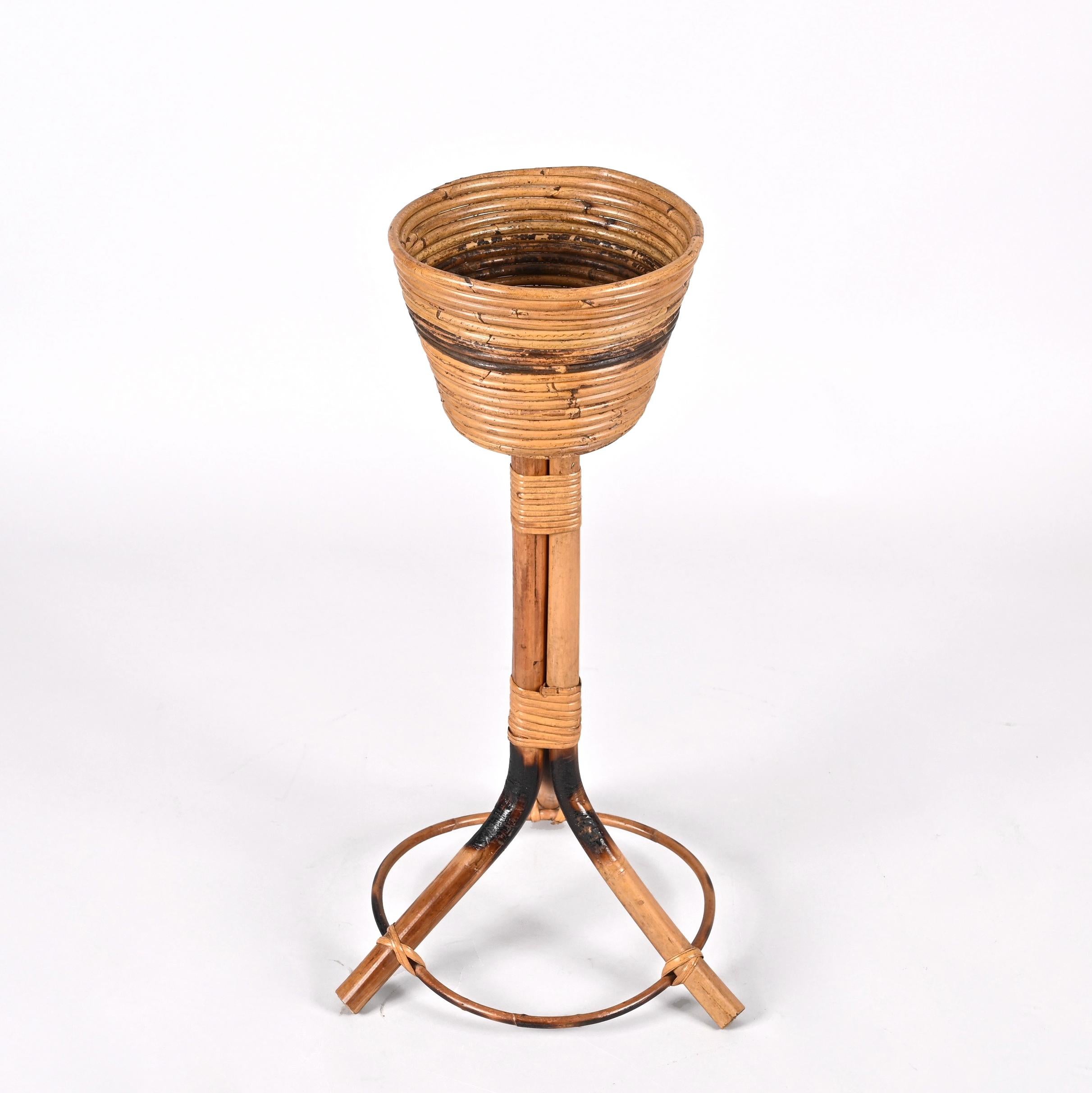 Midcentury Italian Bamboo Cane and Rattan Round Plant Holder, 1950s In Good Condition For Sale In Roma, IT