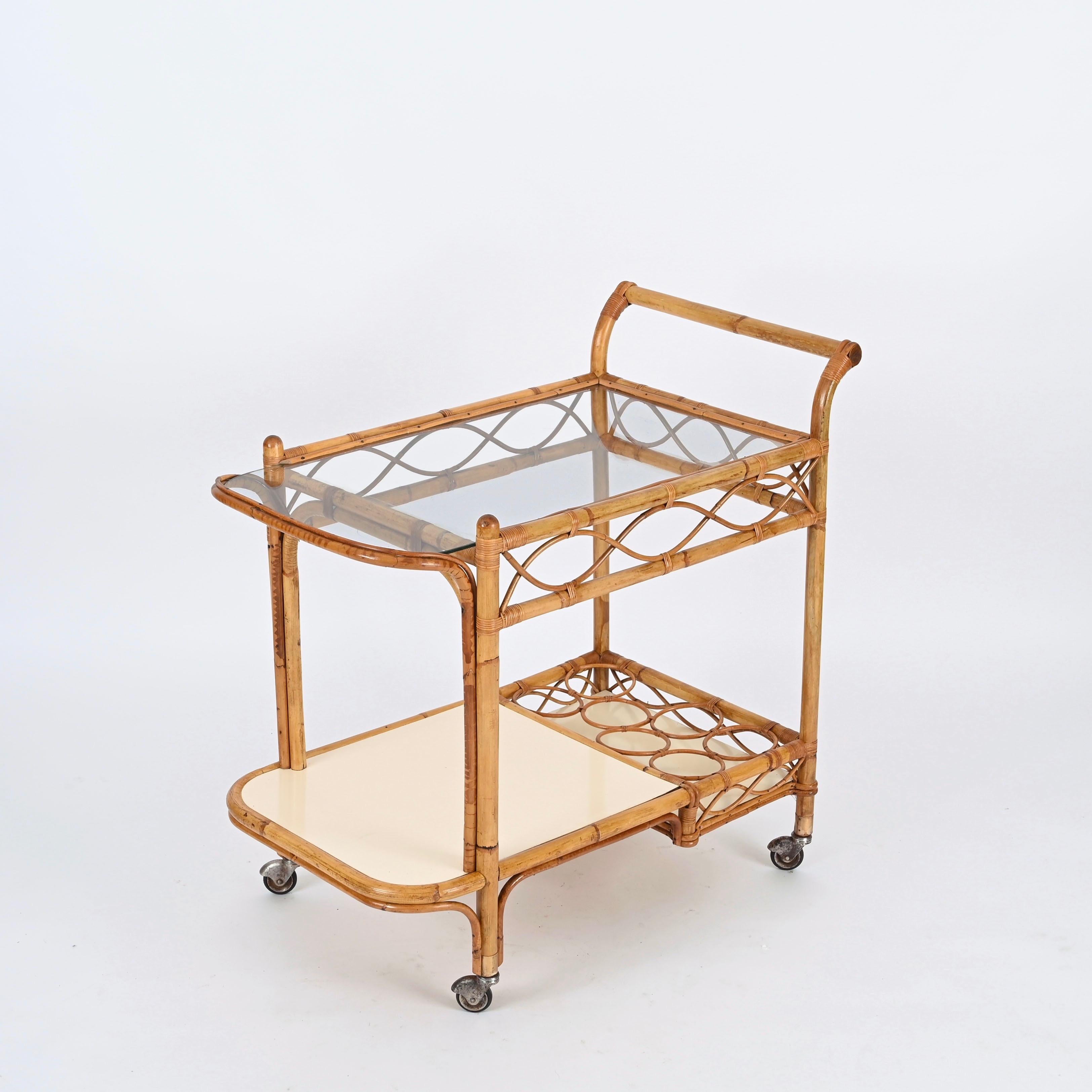 Mid-Century Modern Midcentury Italian Bamboo, Rattan and Formica Bar Serving Cart, Italy 1960s For Sale