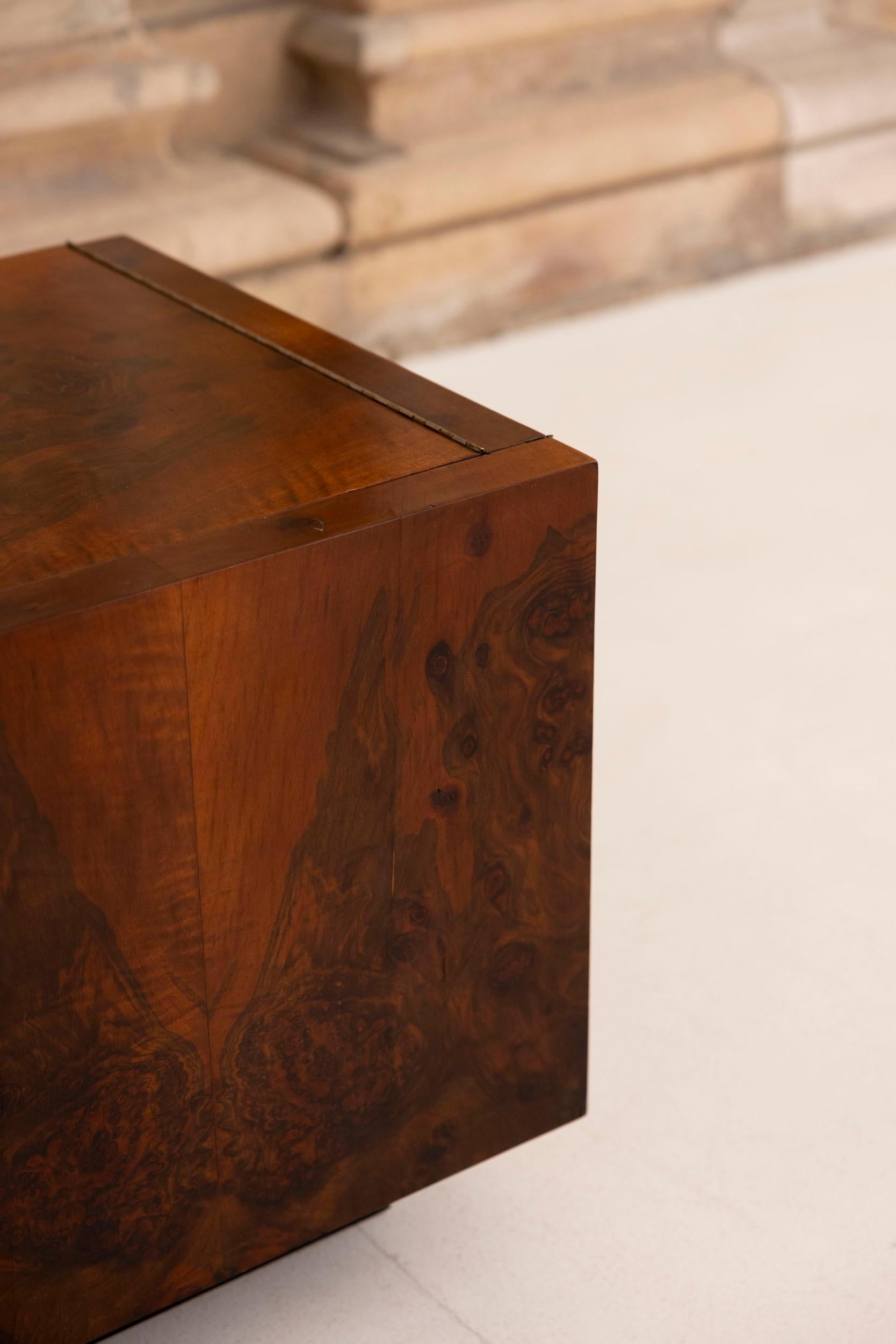 Mueble bar italiano de mediados de siglo, años 30 en venta 7