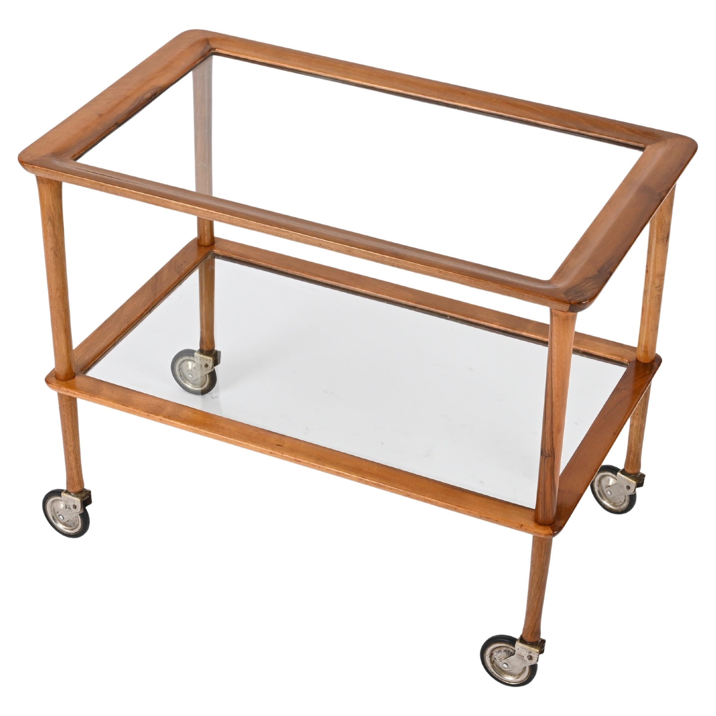 Midcentury Italian Bar Cart in Walnut and Glass, Cesare Lacca, Italy, 1960s For Sale
