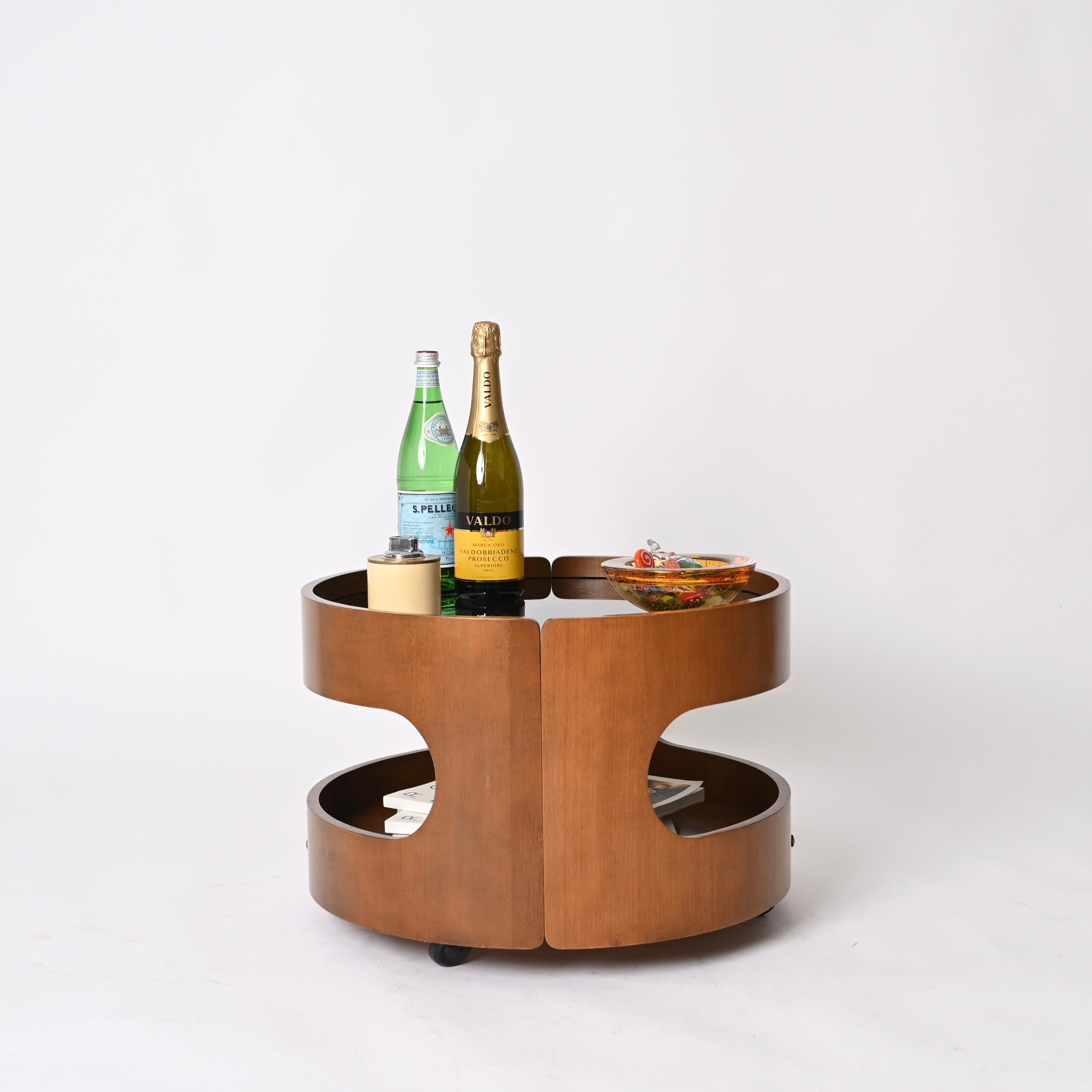 20th Century Midcentury Italian Bent Plywood Coffee Table with Wheels by Molteni, 1970s For Sale