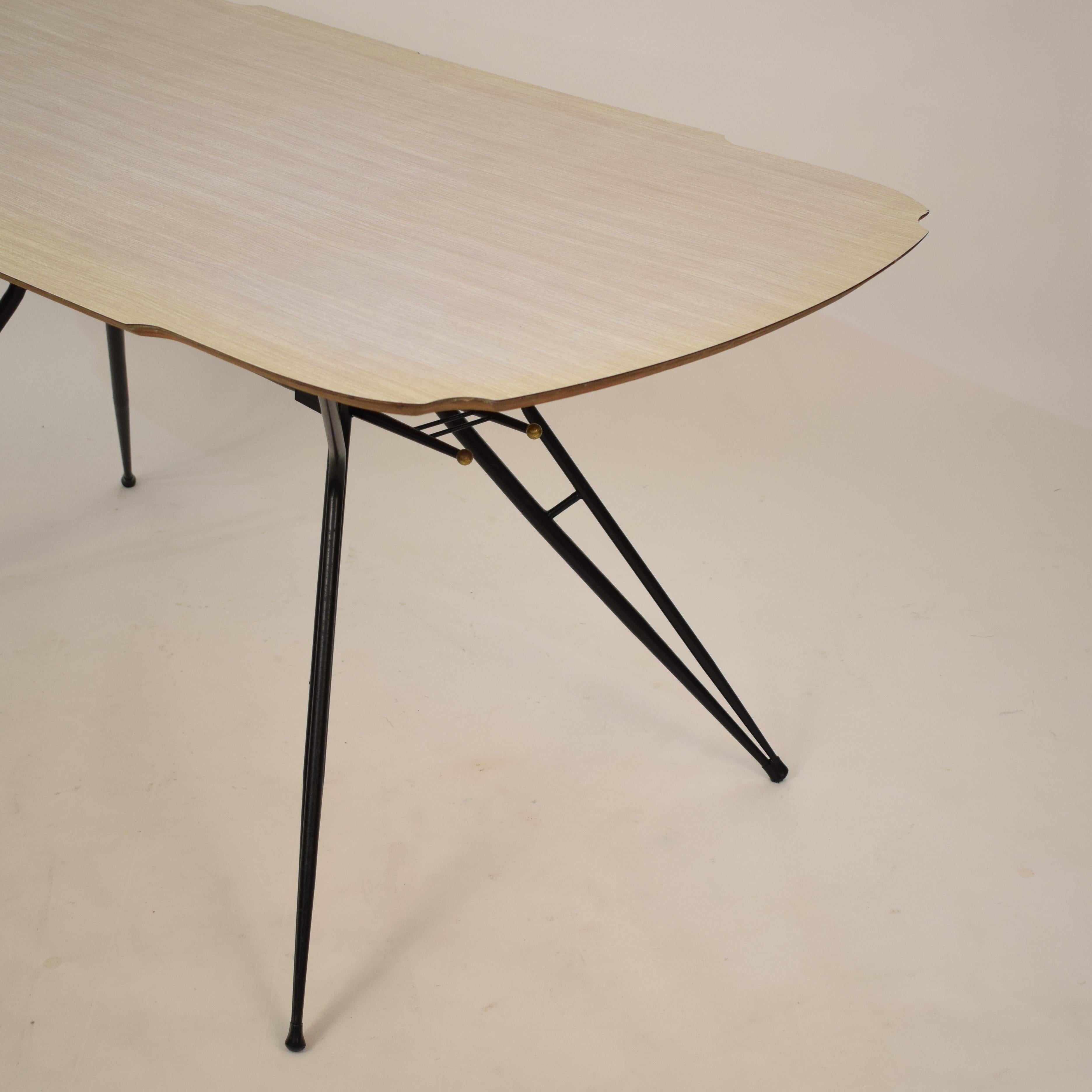 Midcentury Italian Black and White Dining Table Attributed to Ico Parisi, 1958 For Sale 4