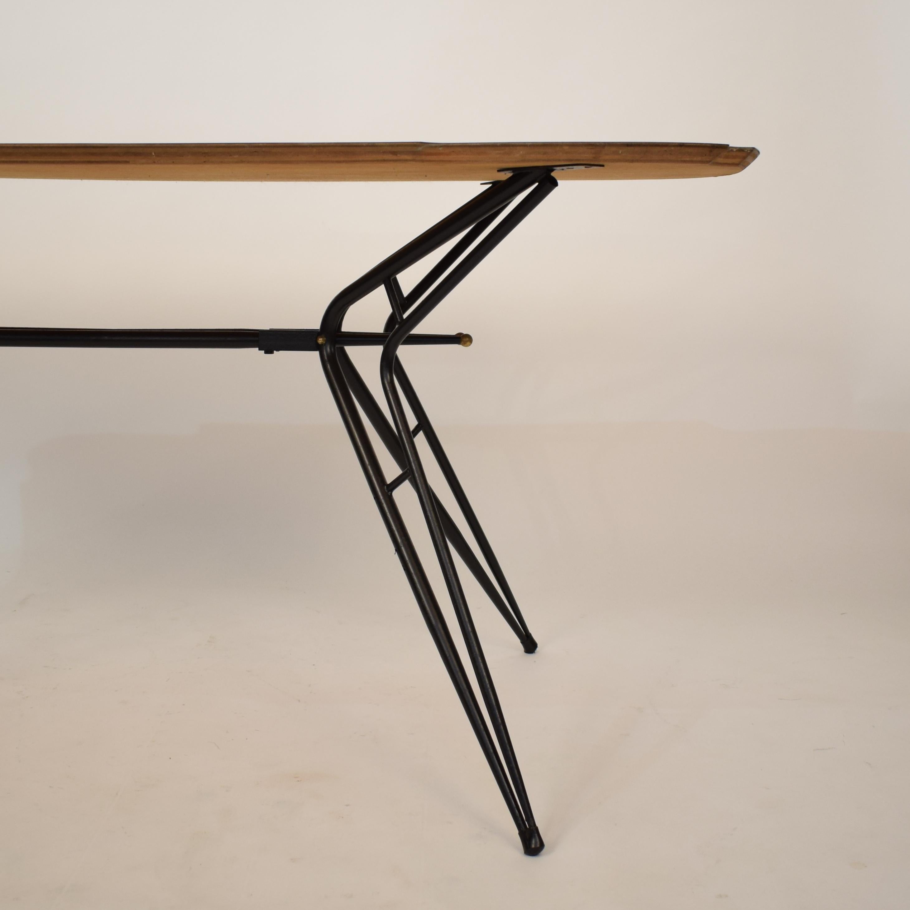 Milieu du XXe siècle Table de salle à manger italienne du milieu du siècle dernier en noir et blanc attribuée à Ico Parisi, 1958 en vente