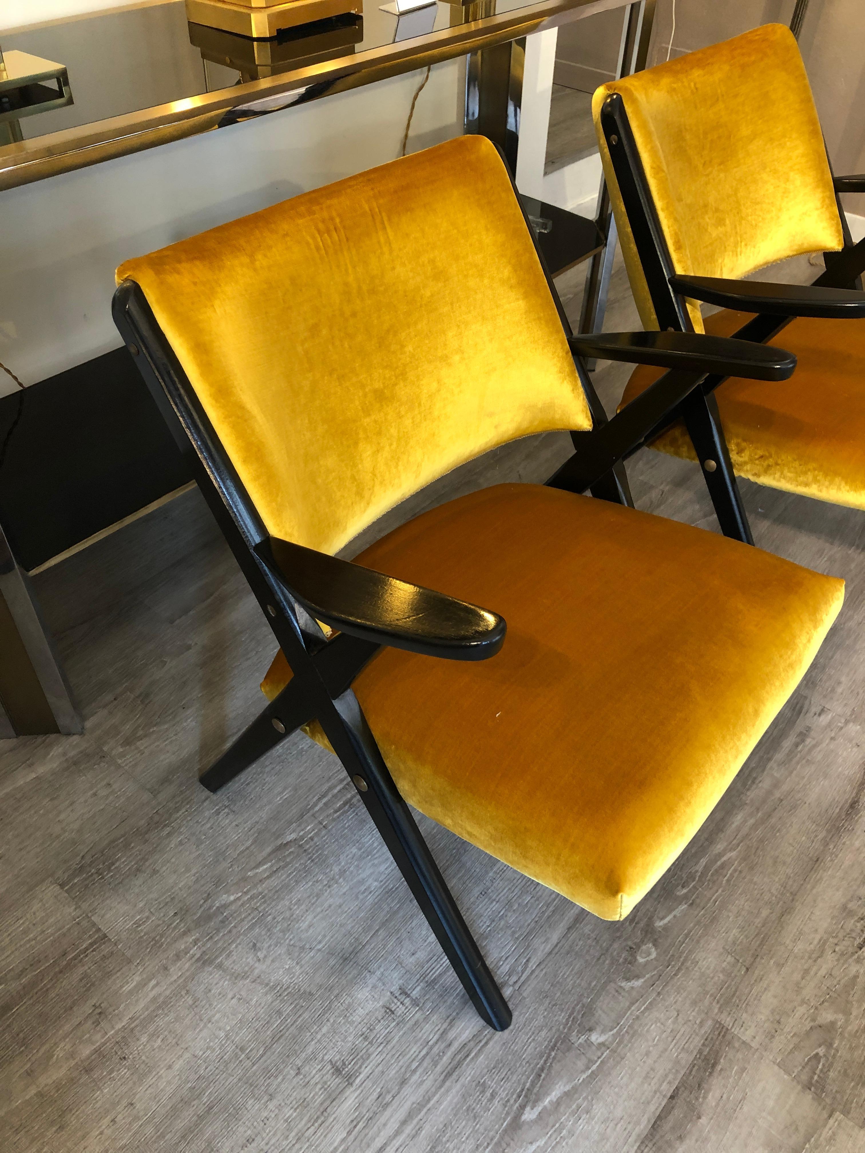 Mid-Century Modern Midcentury Italian Black Lacquered Wood Ochre Velvet Armchairs by Dal Vera For Sale