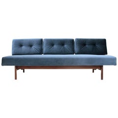 Midcentury Italian Blue Velvet Sofa Model 872 by Gianfranco Frattini for Cassin