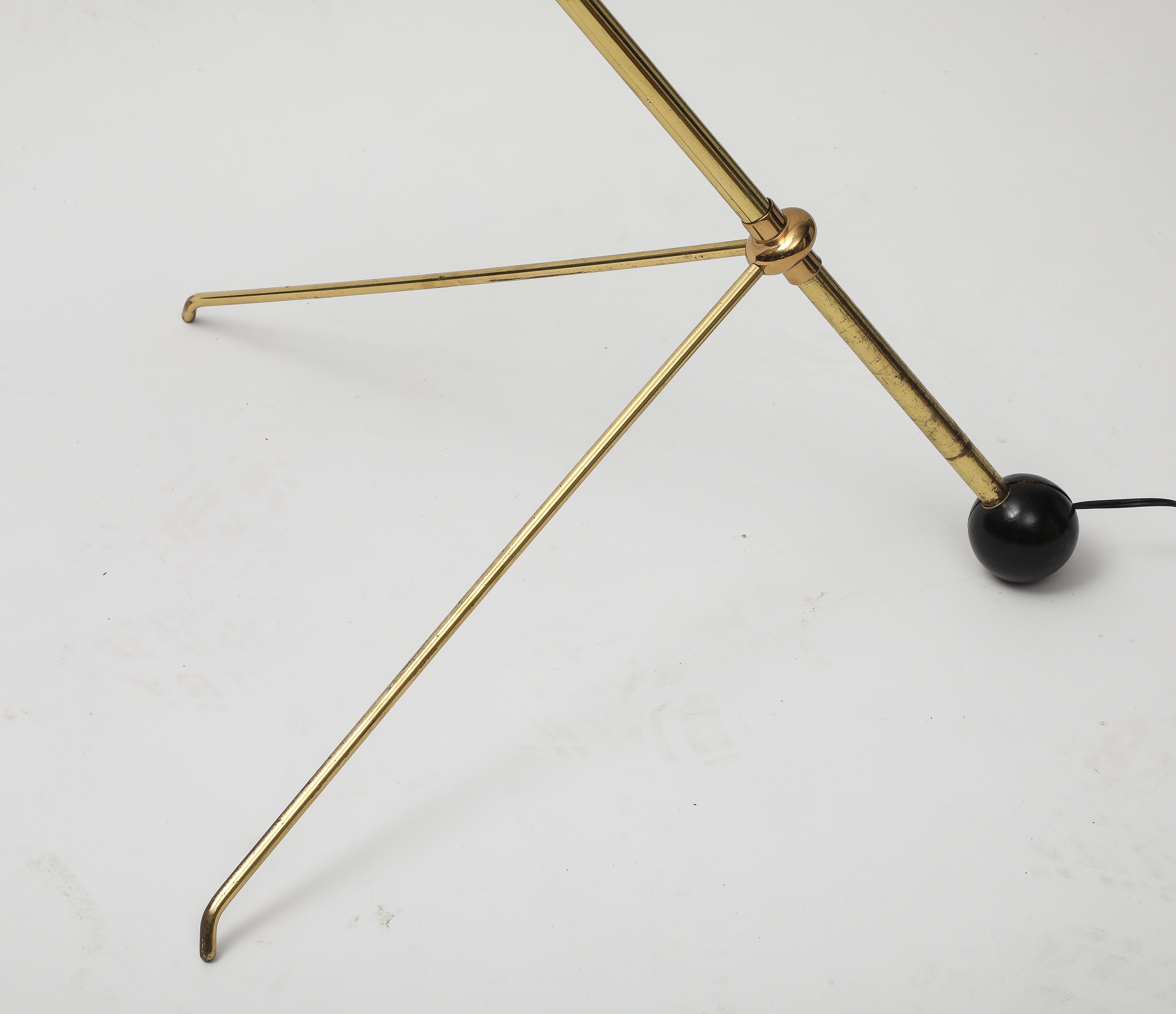 Verstellbare Stehlampe aus italienischem Messing aus der Mitte des Jahrhunderts im Angebot 1