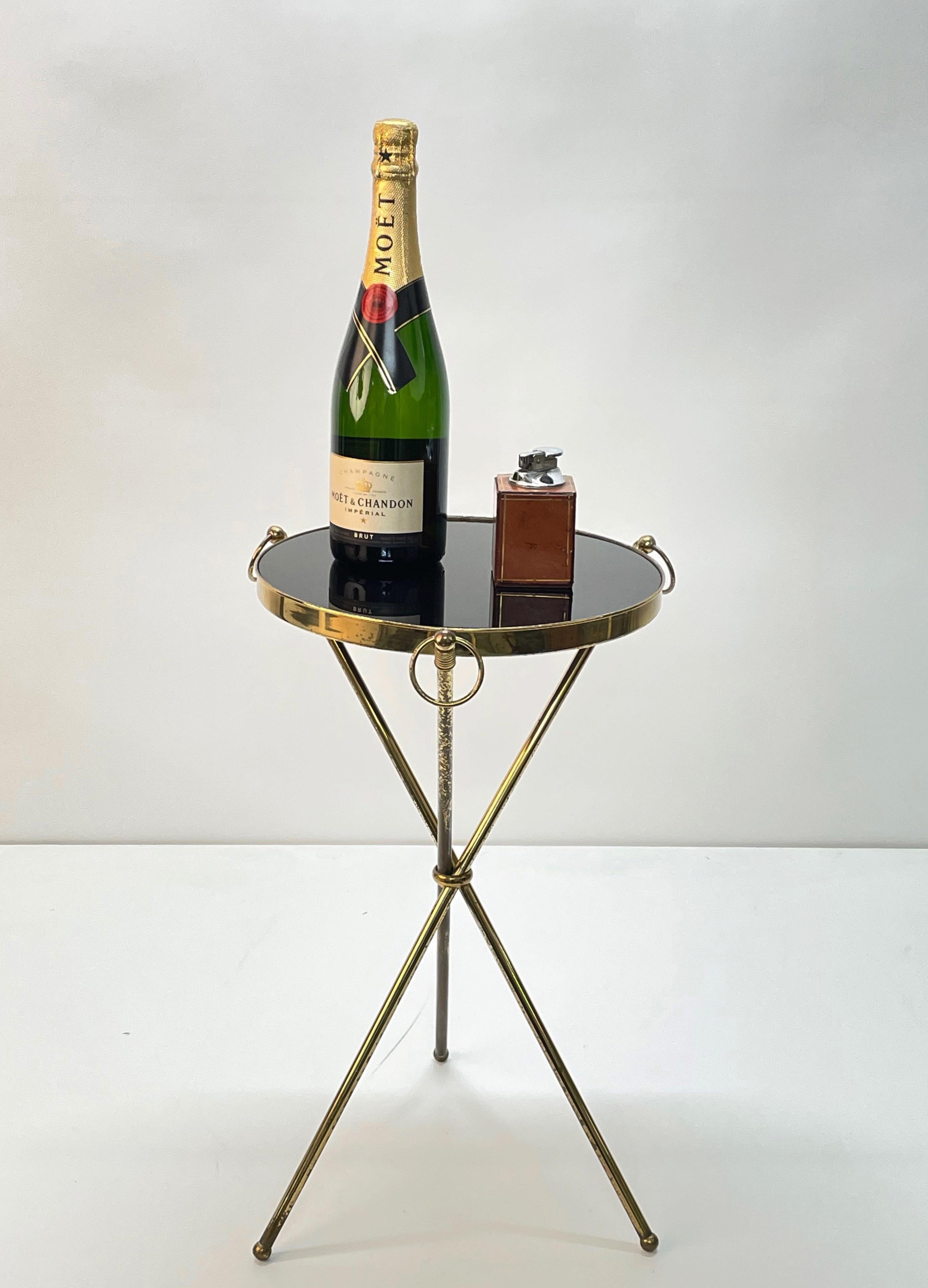 Midcentury Italian Brass and Glass Round Side Table with Tripod Structure, 1950s 8