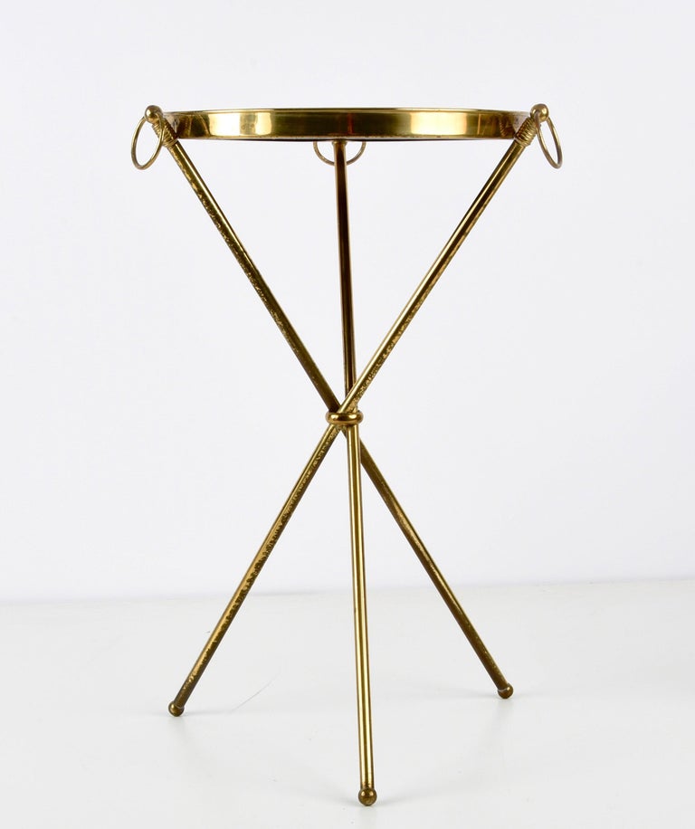 Wood Midcentury Italian Brass and Glass Round Side Table with Tripod Structure, 1950s
