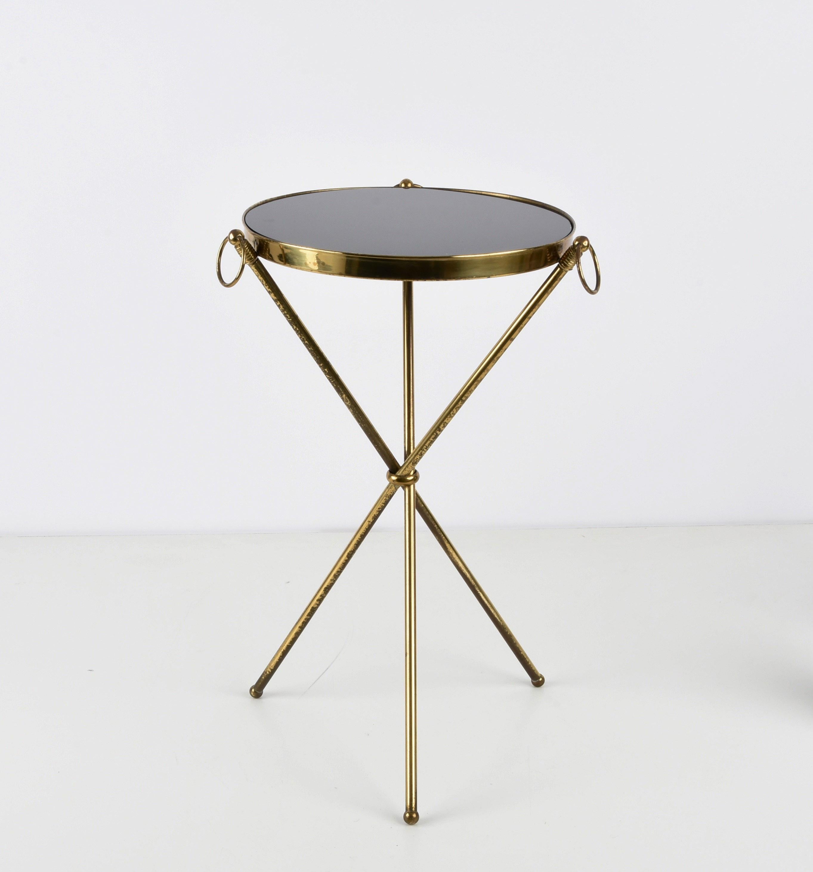Midcentury Italian Brass and Glass Round Side Table with Tripod Structure, 1950s 2