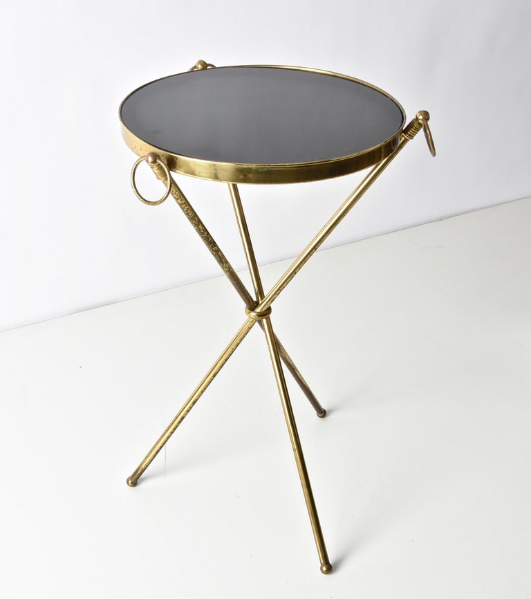 Midcentury Italian Brass and Glass Round Side Table with Tripod Structure, 1950s 2