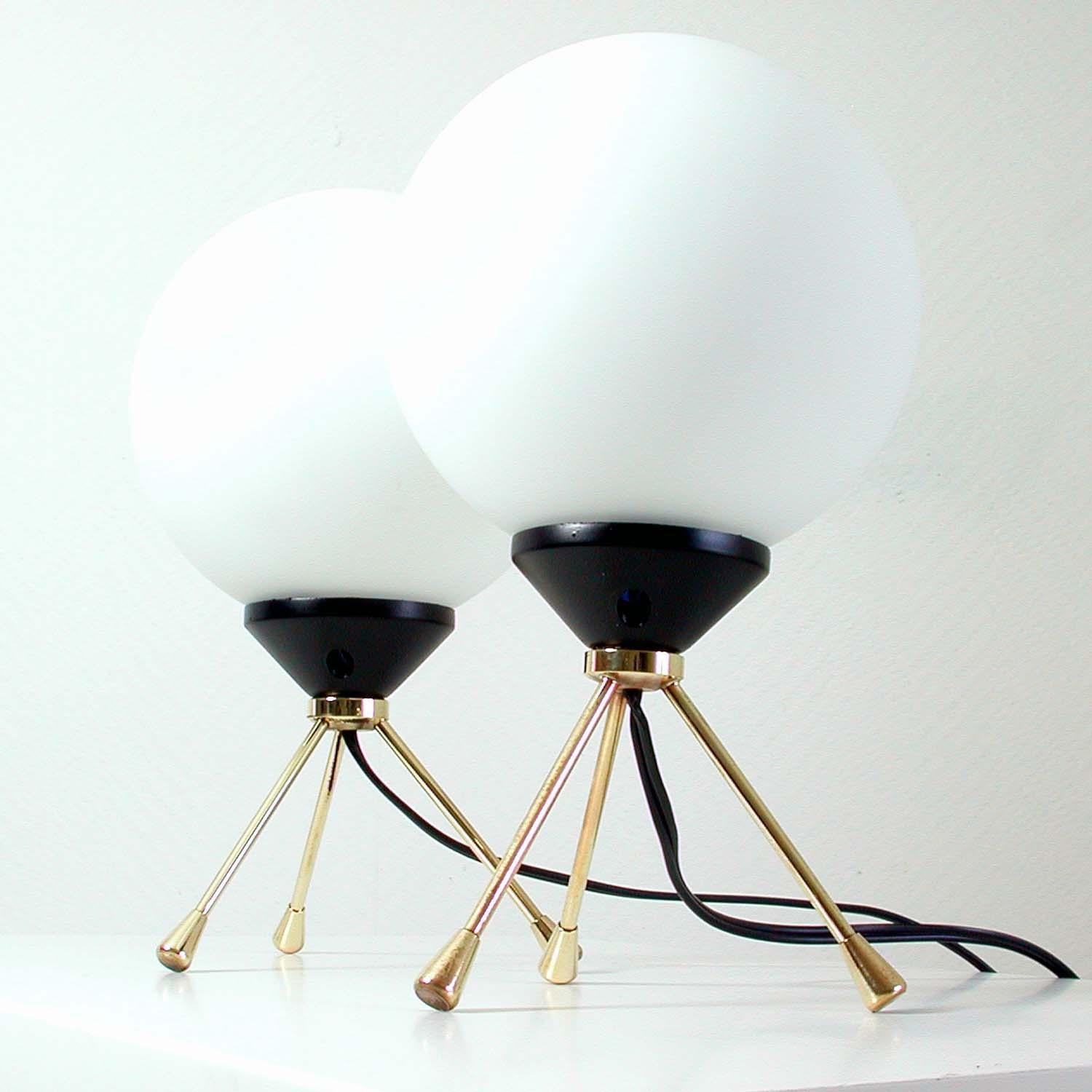 Midcentury Italian Brass and Opal Sputnik Table Lamps, Set of 2, 1950s 6