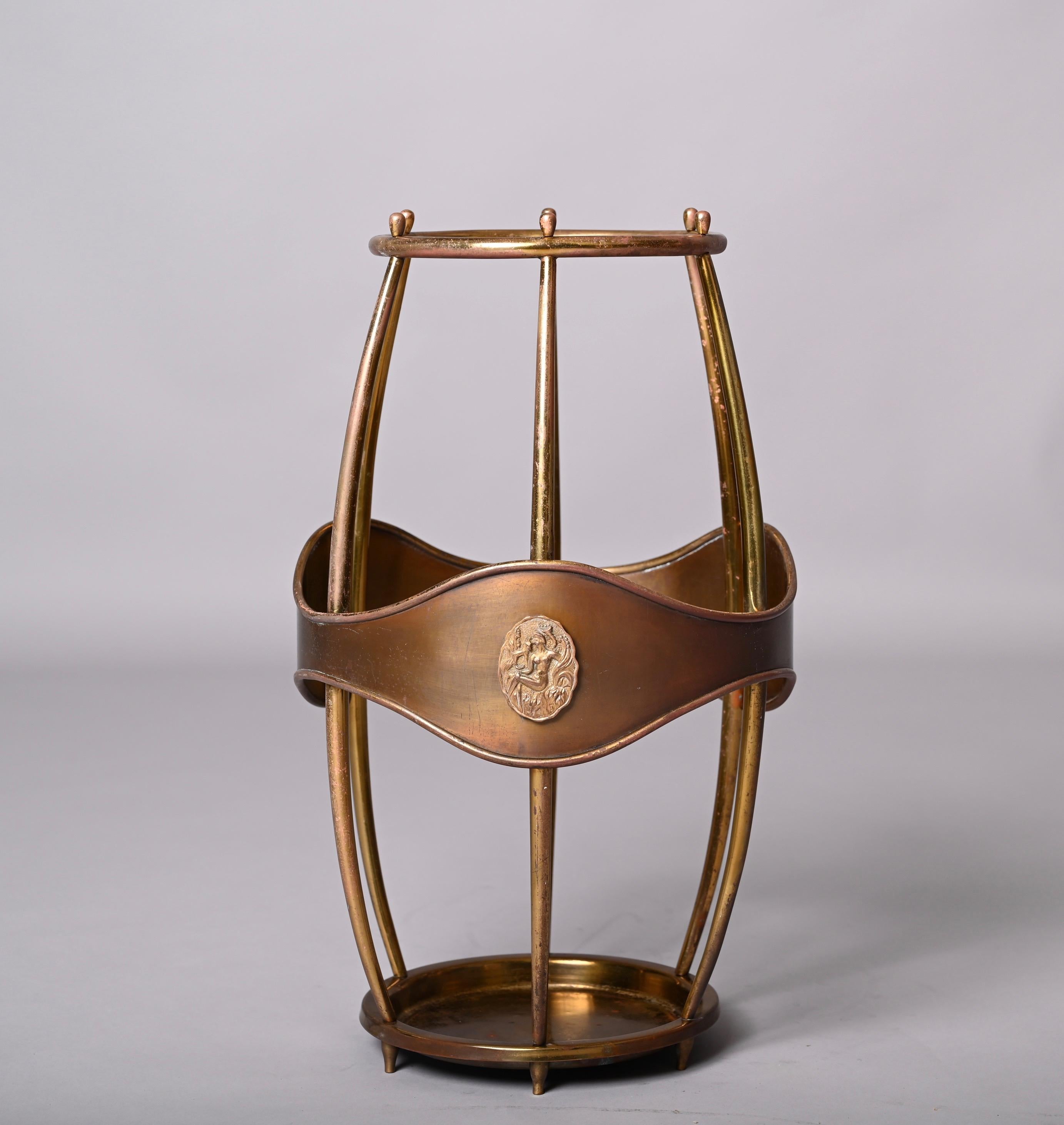 Midcentury Italian Brass Barrell-Shaped Umbrella Stand and Cane Holder, 1950s For Sale 15