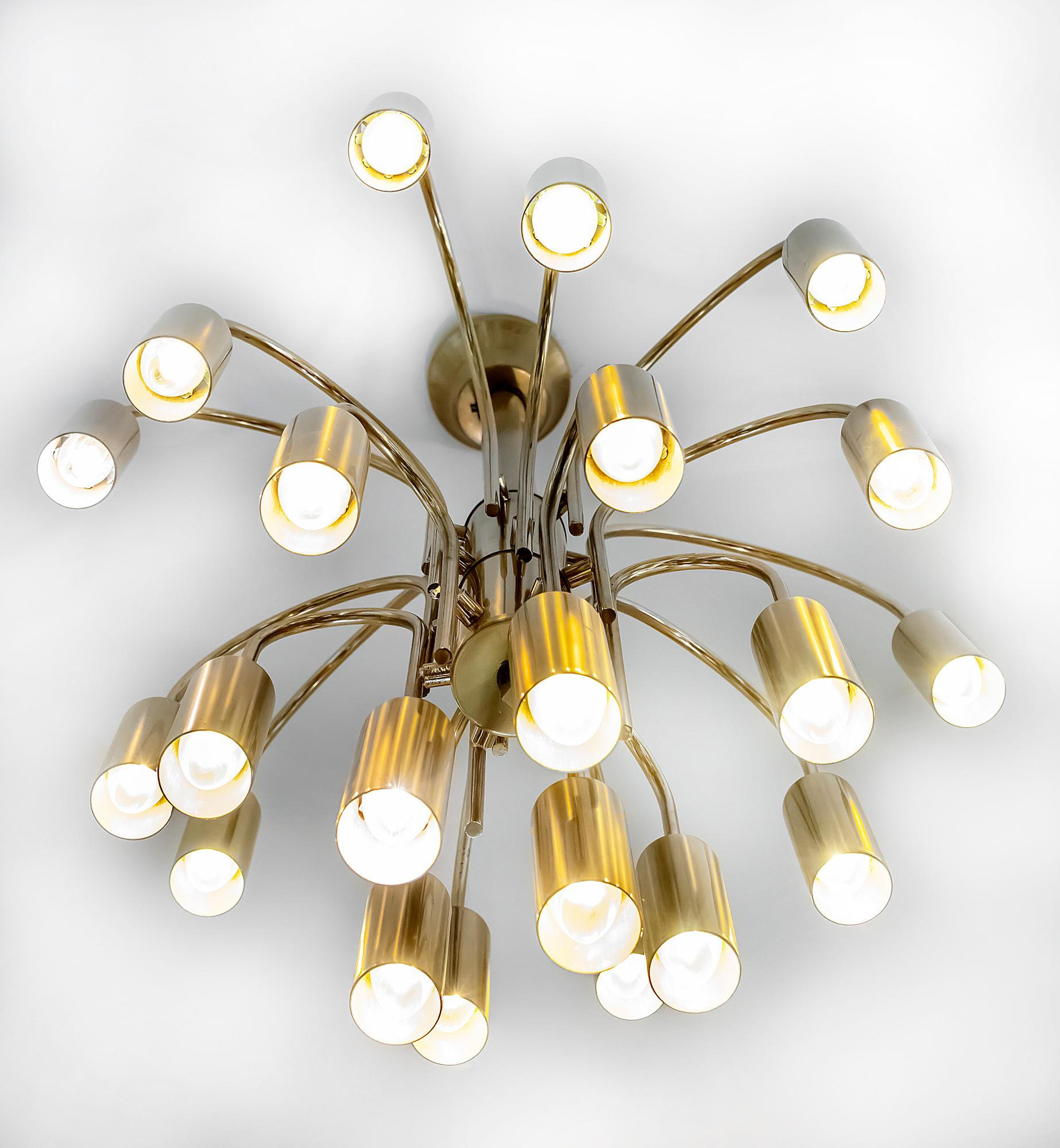 Mid-Century Modern Midcentury Italian Brass Chandelier, circa 1960